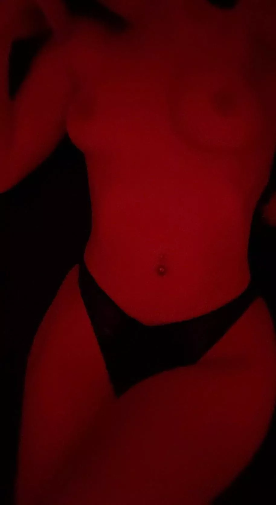 sub now and message me for more!!😘