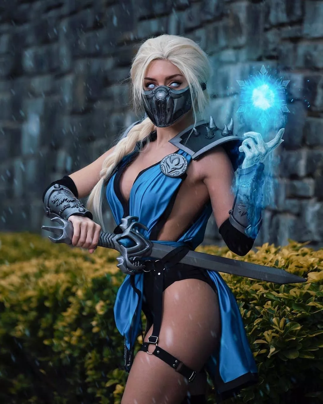 Sub Zero/ Elsa by lisa.mancinerh