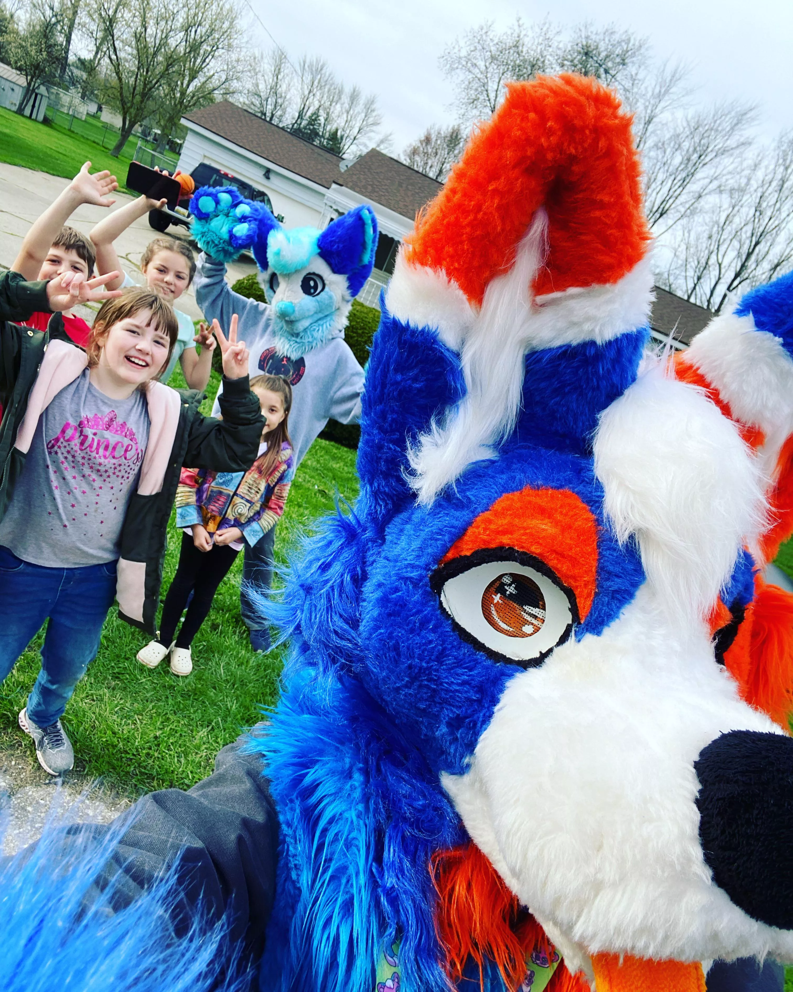 Surprising The Local Kids! ðŸ¥°ðŸ§¡ðŸ’™