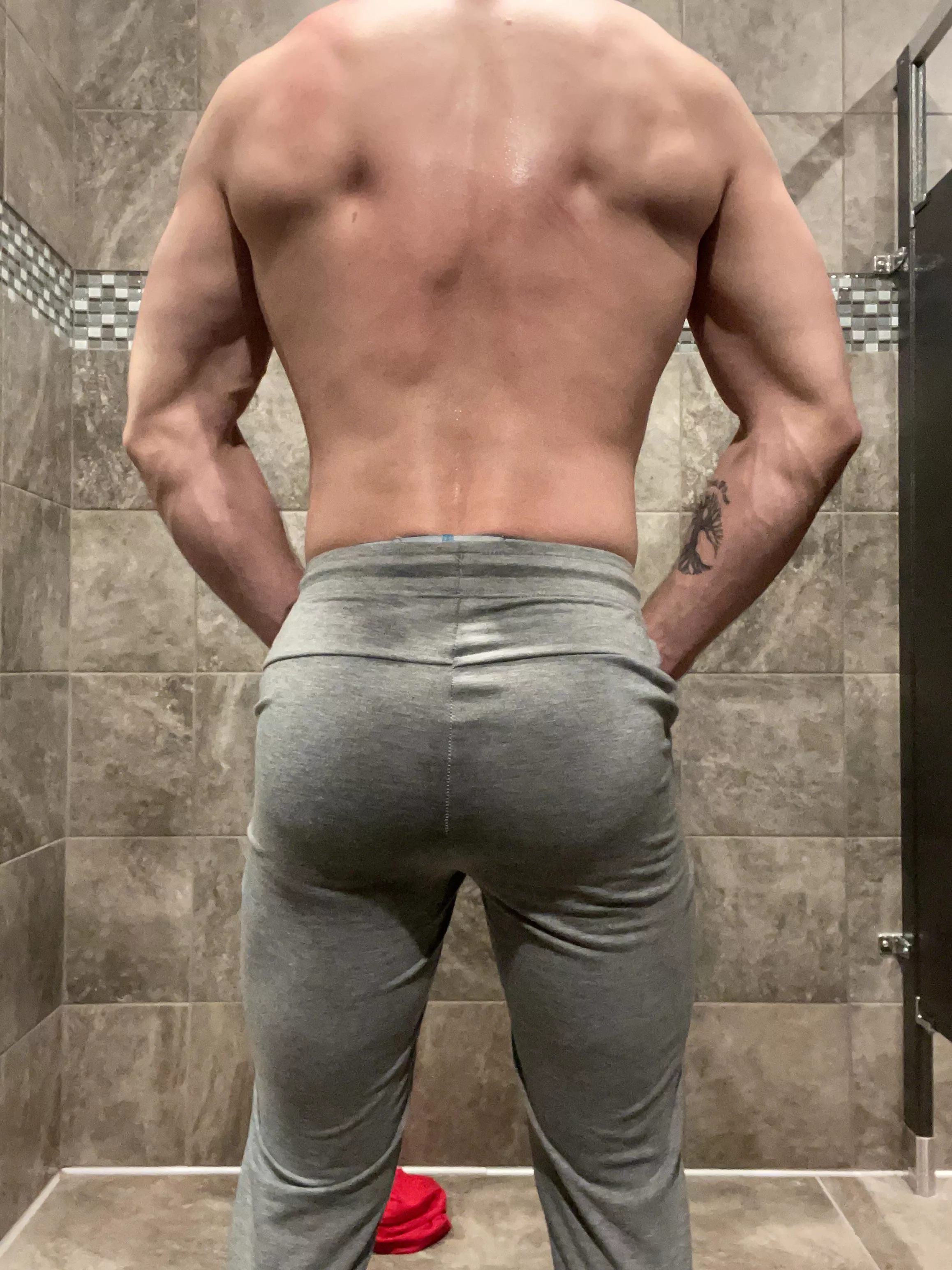 Sweaty man ass