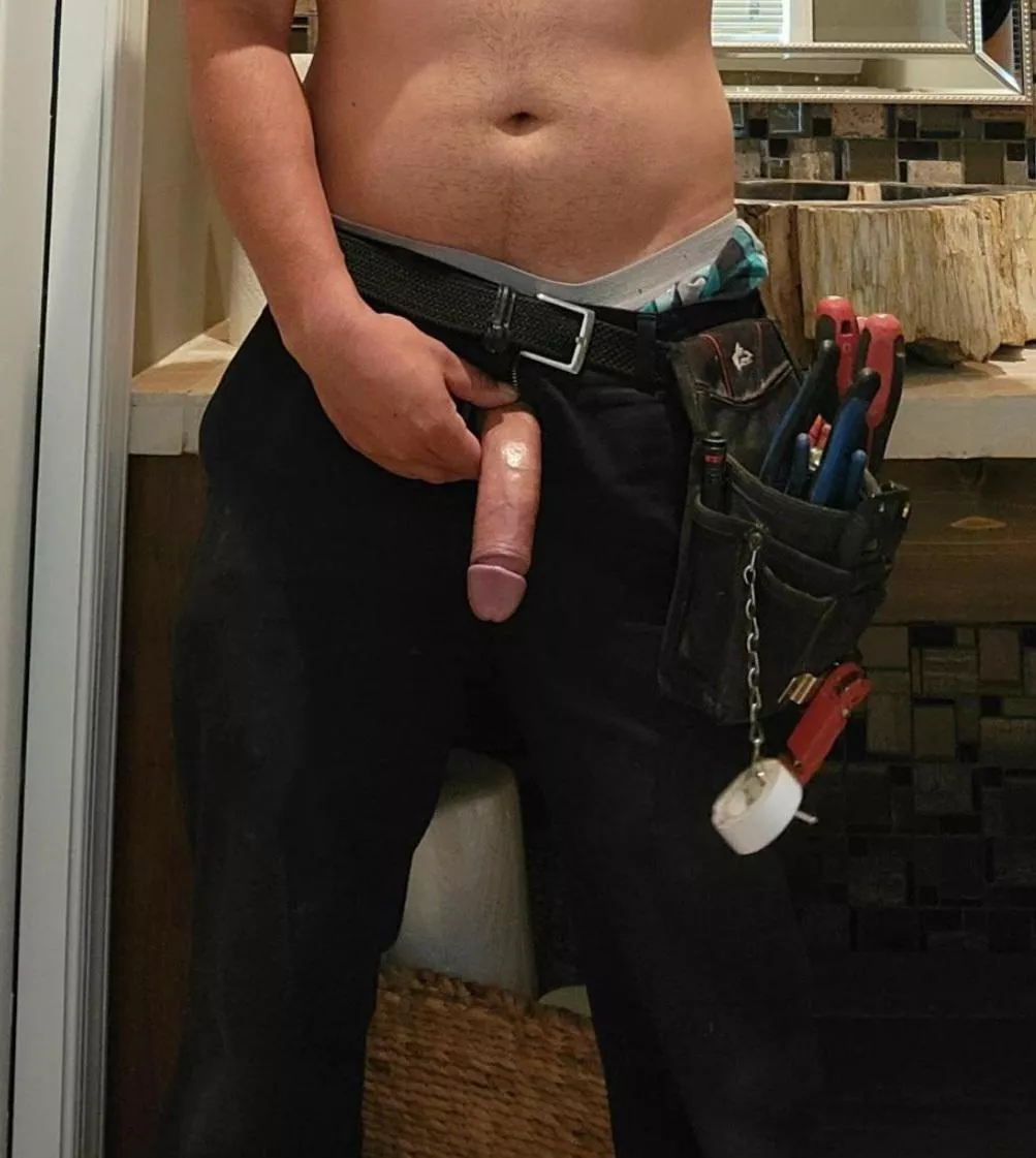 Taking a break to let it out. Any ladies need help around the house [M]