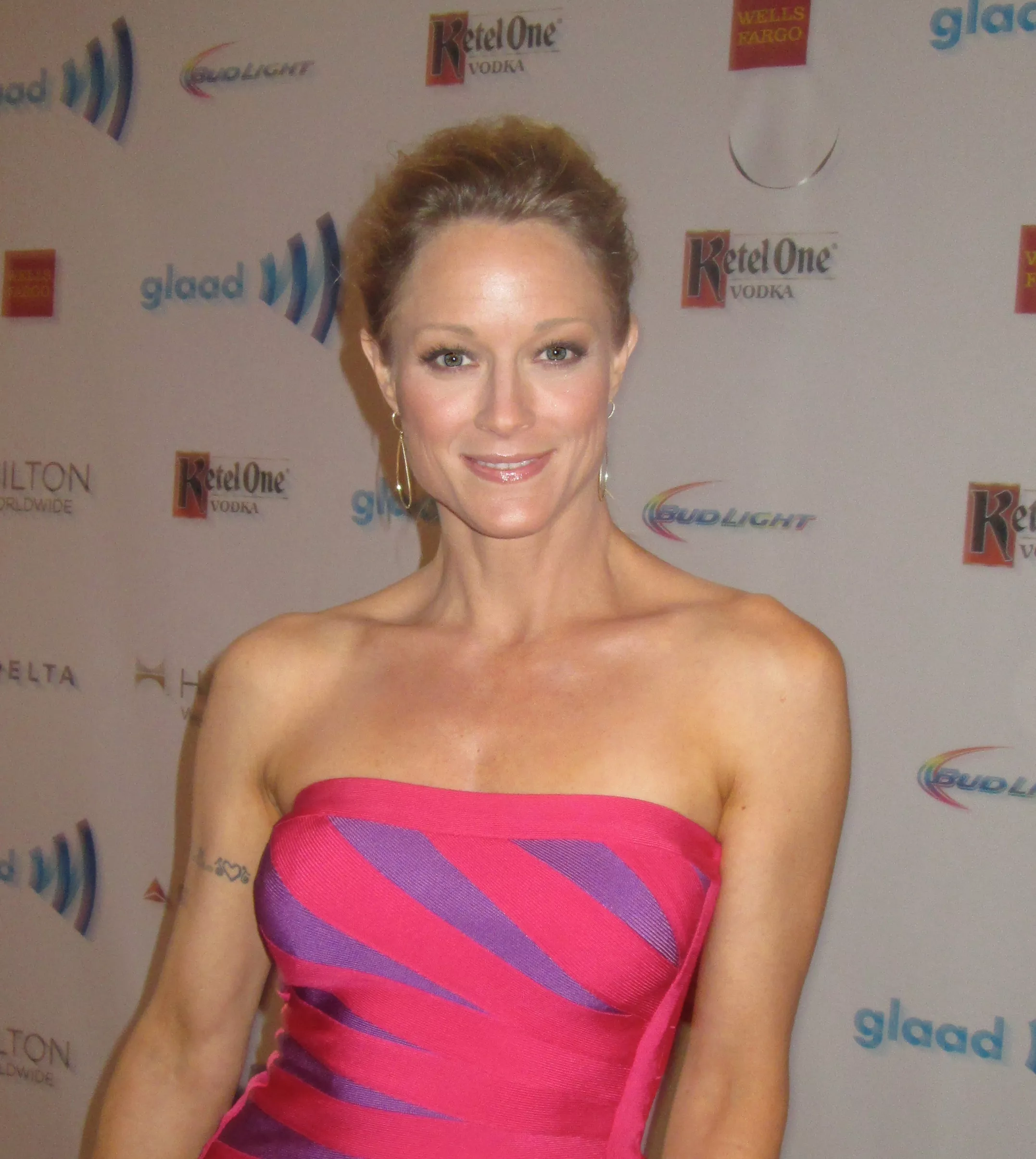 Teri Polo