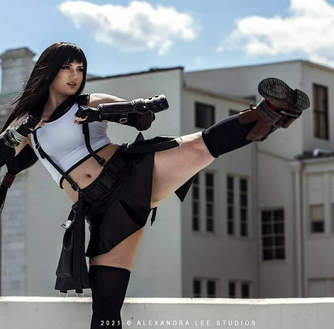 Termina Cosplay as Tifa