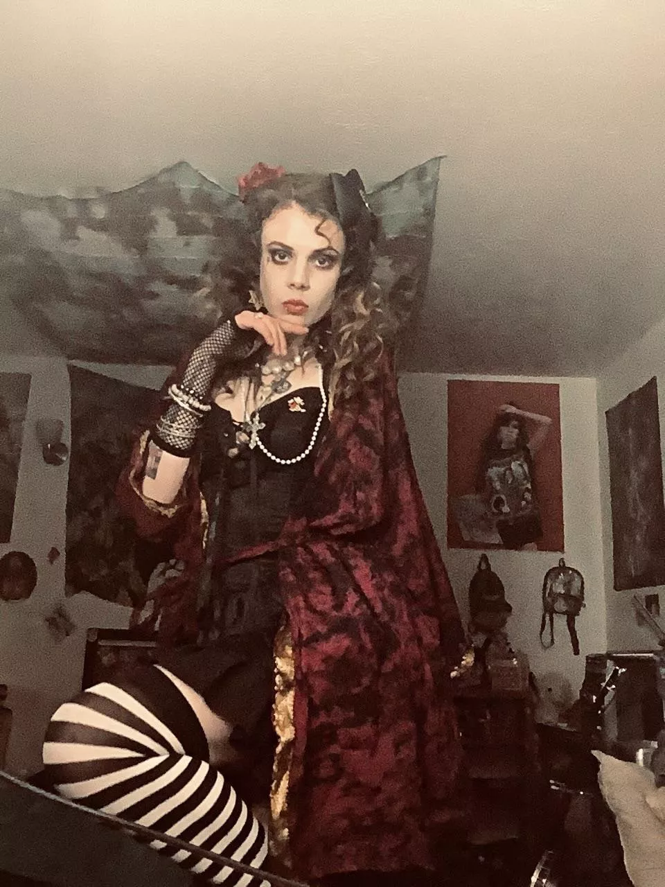 The goth Mommy of your nightmares is here to smack you into submission and drain your ballsâ€¦ can you handle Her dark torments and seductions, scum? ðŸ·â›“ðŸ˜« [domme]