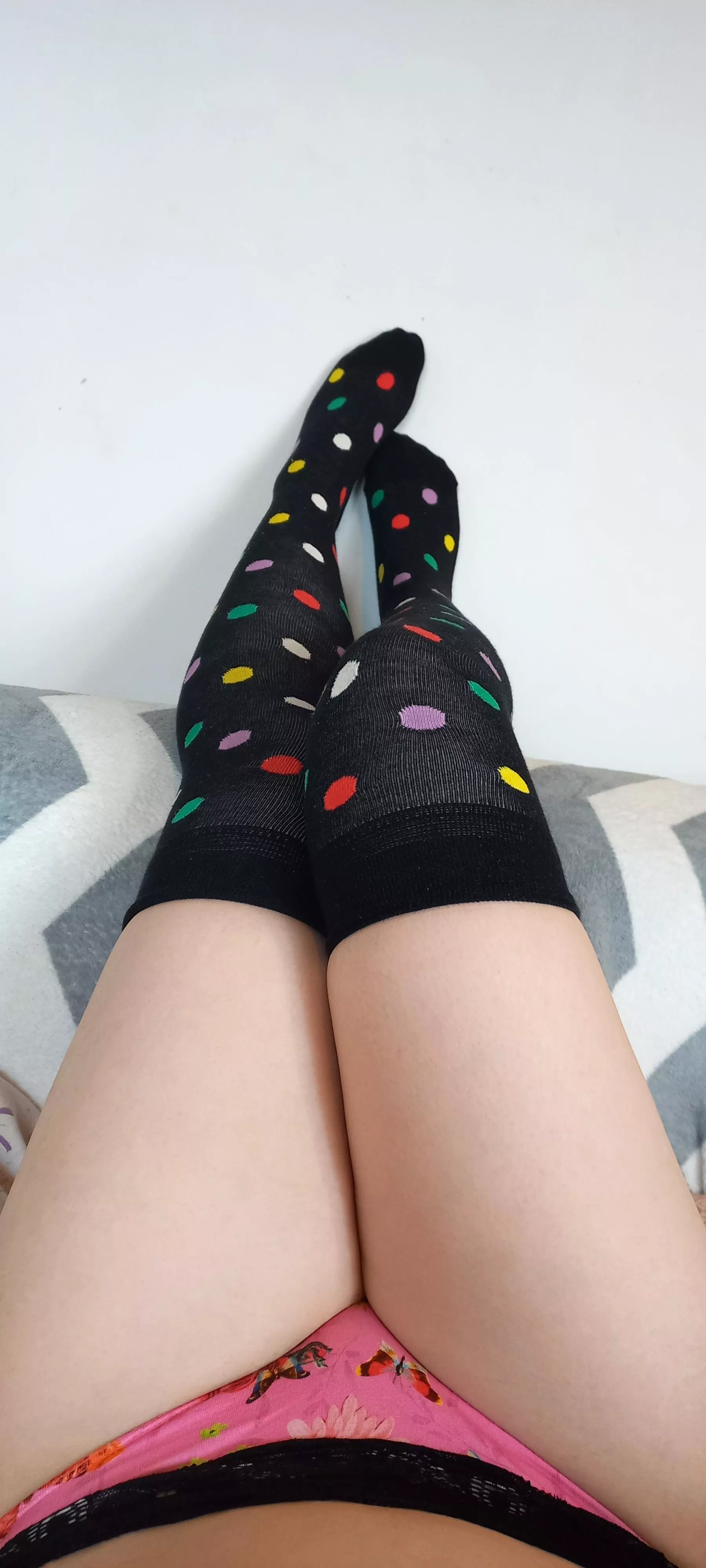 the thighhighsocks (â—//â–½//â—)