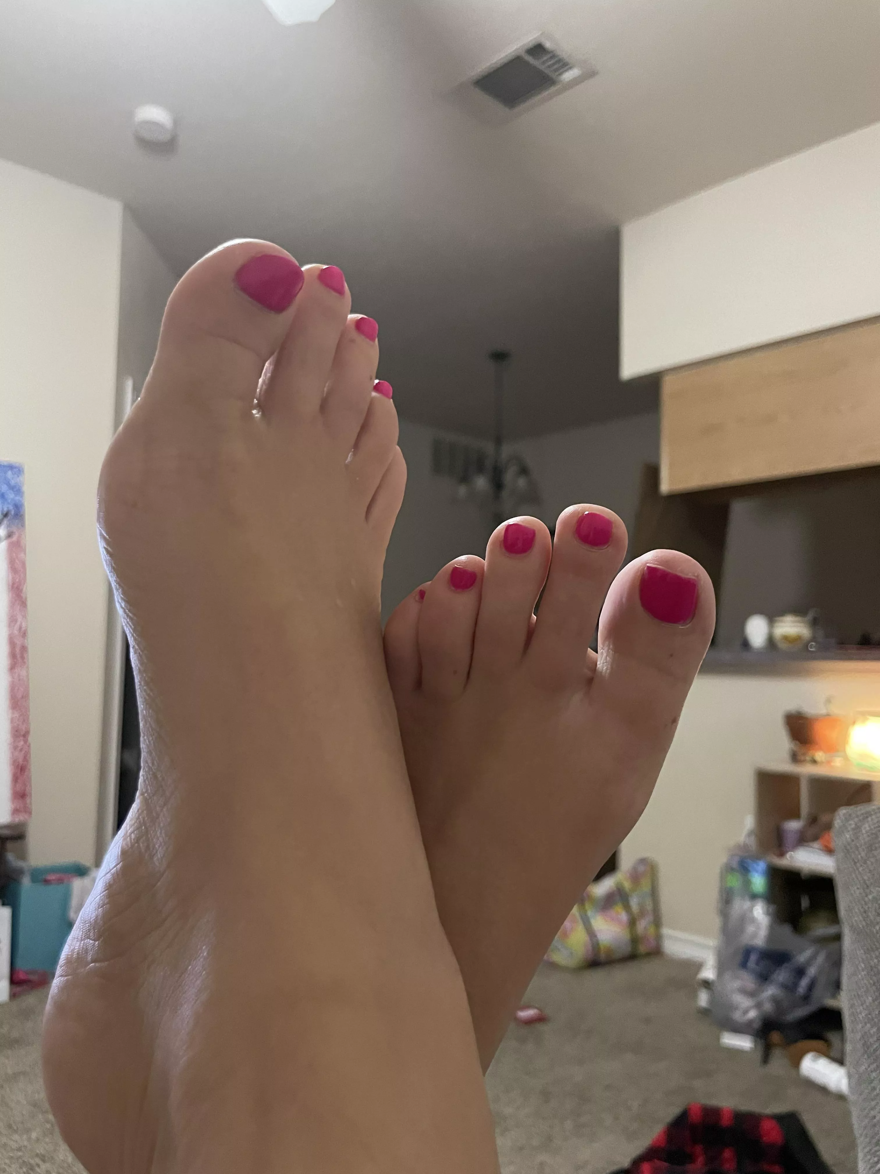 These feet need to be worshipped