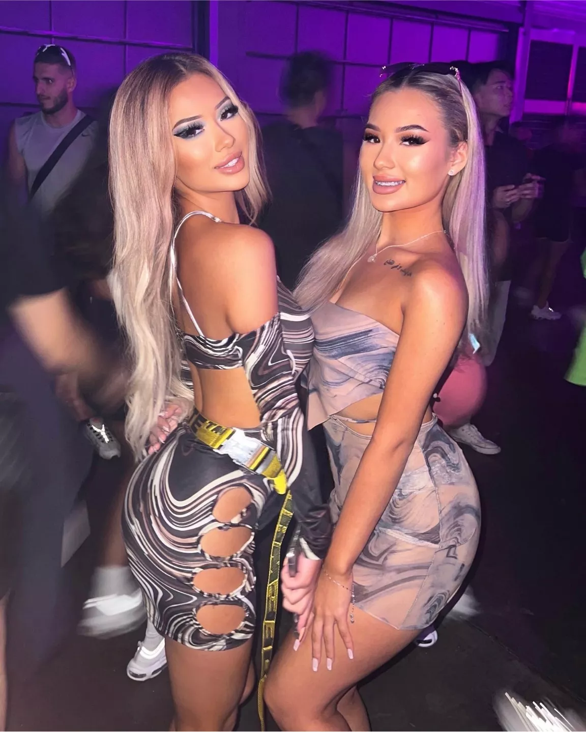 Thicc sisters