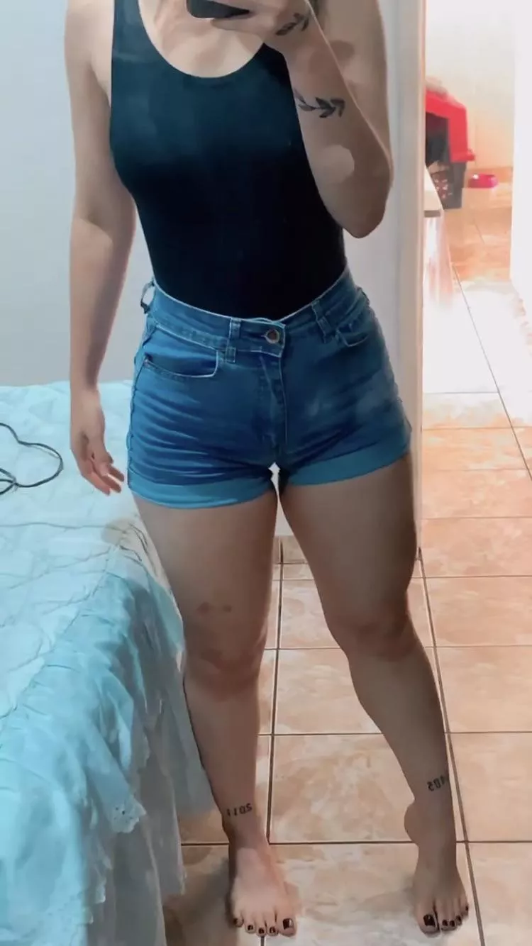 Thick thighs