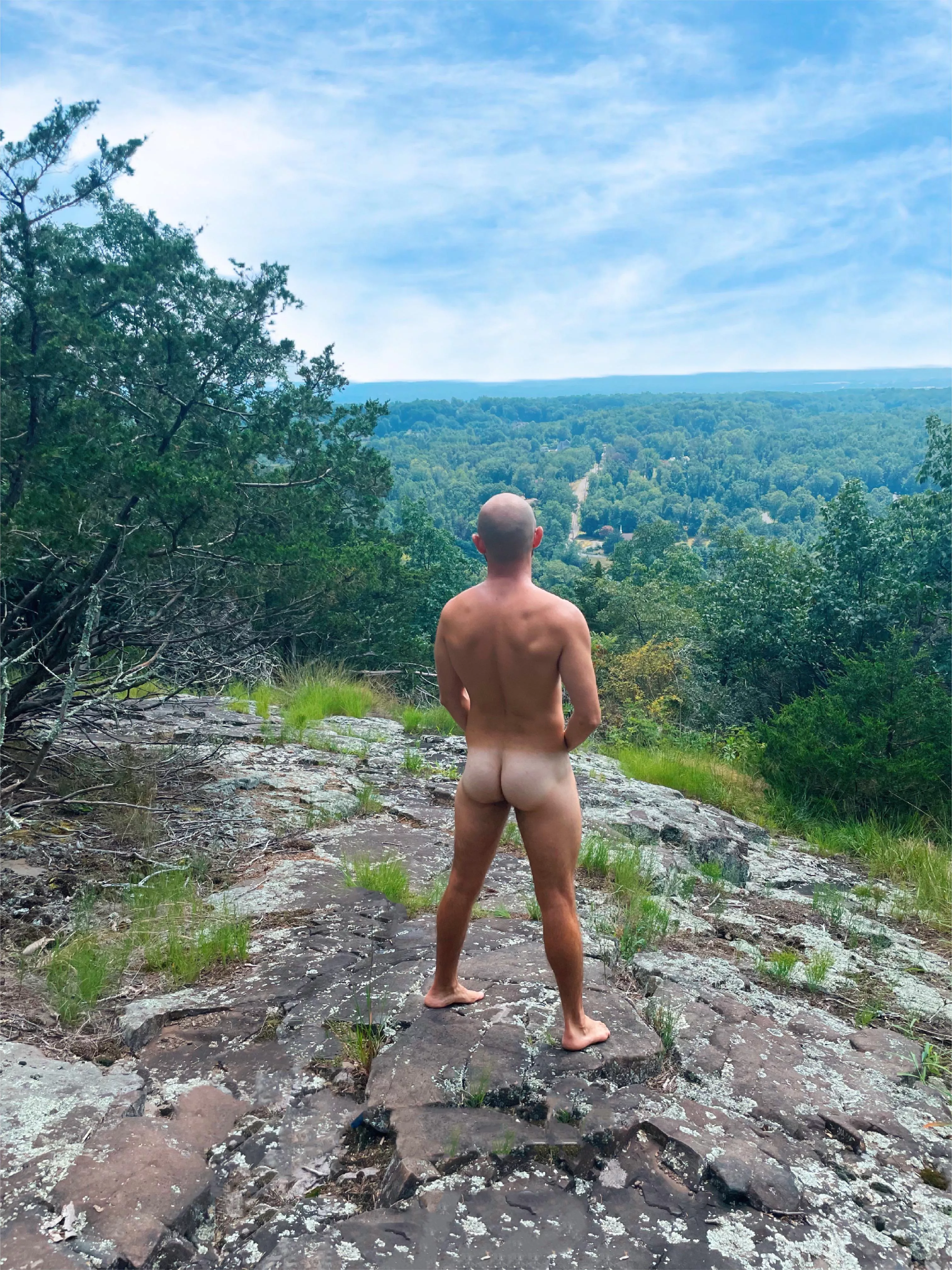 This is my butt on top of a mountain ⛰