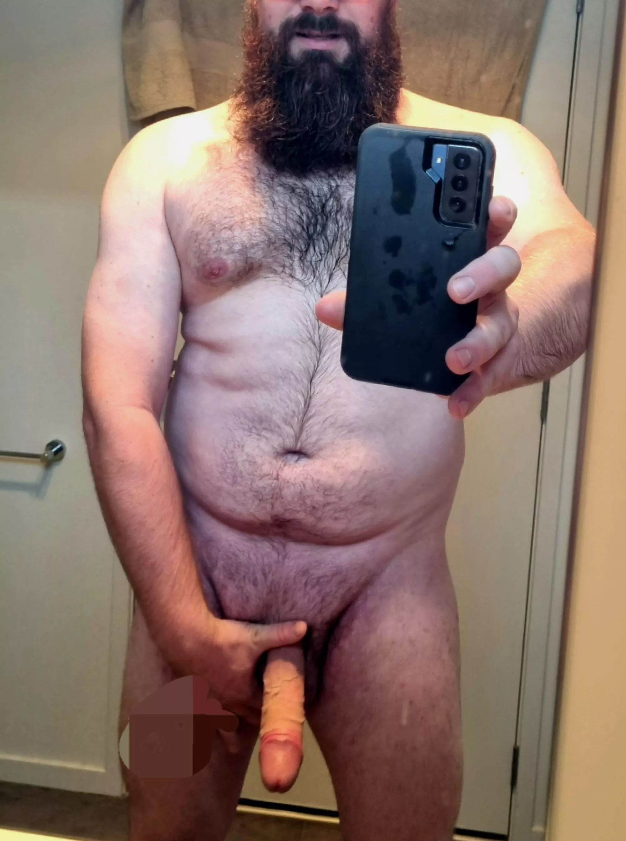 this one is for you dadbod lovers