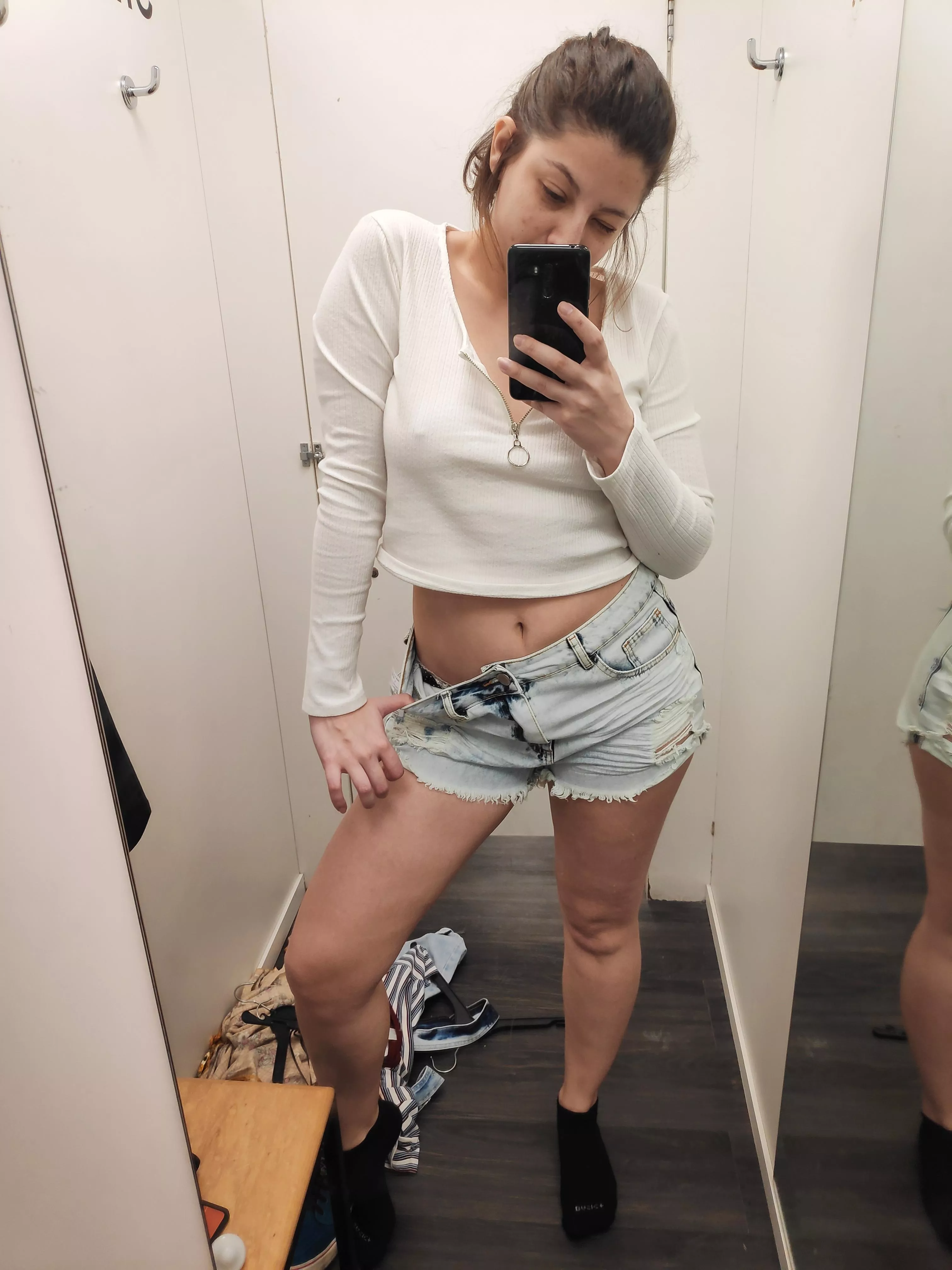 This shorts would look so cute without any panties I think 🤔💖 [OC][F]