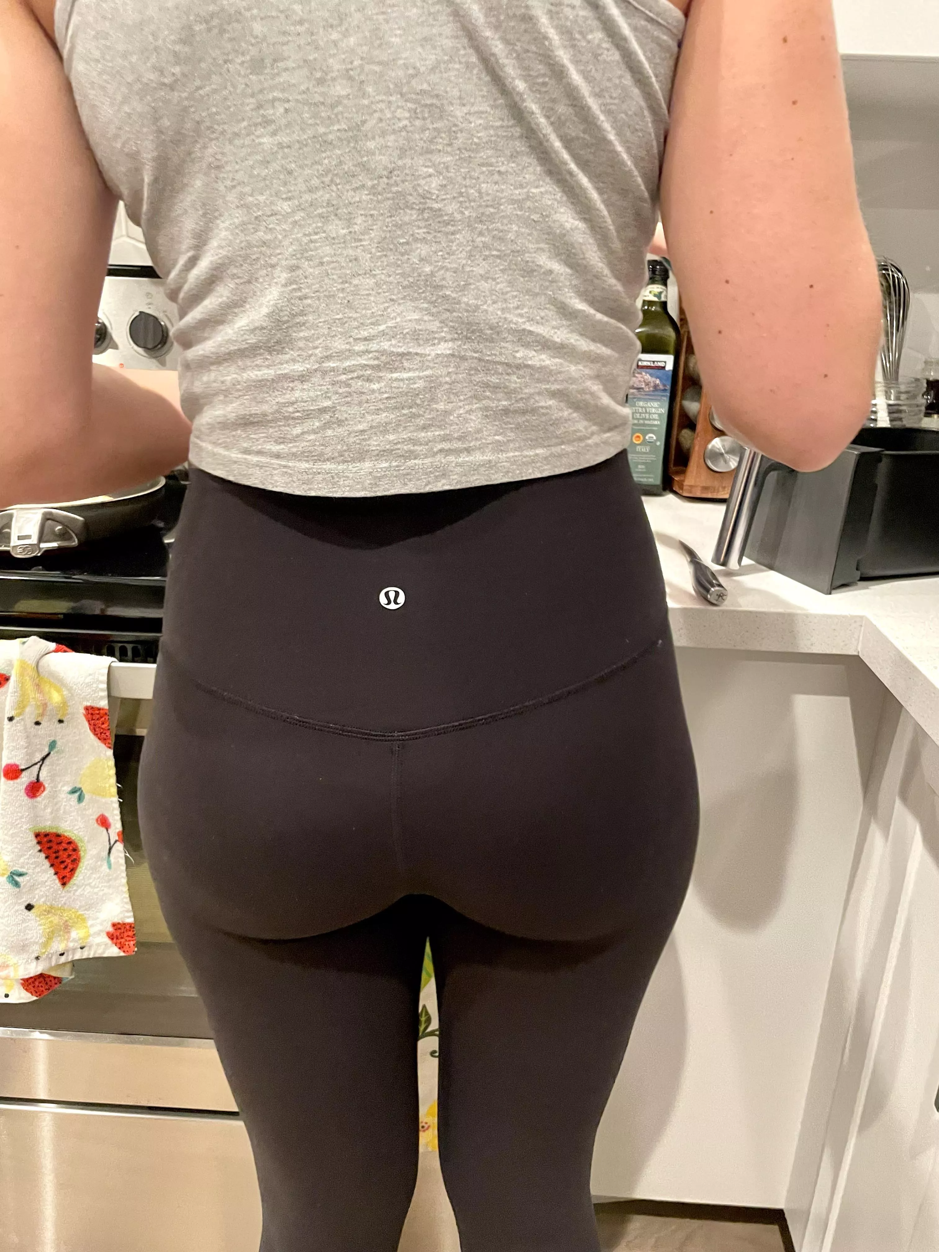 Thoughts on my wife’s ass? 💍😍