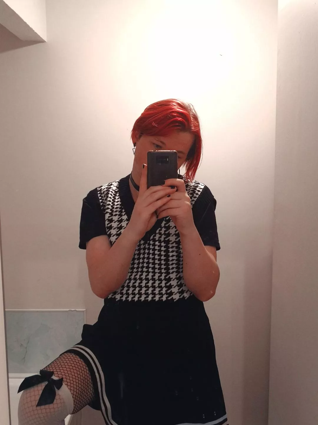 thoughts on this fit? feels cute.