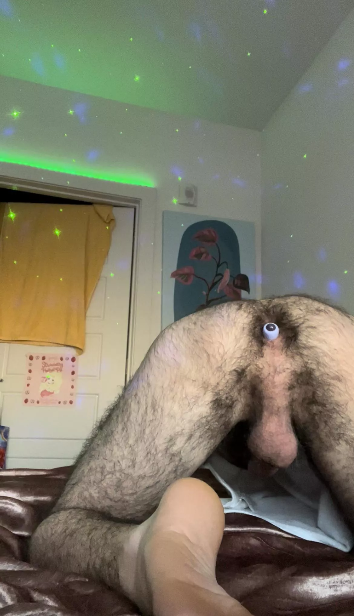 thoughts on this hairy man ass?