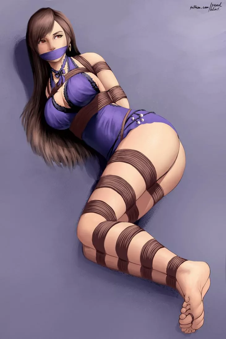 Tifa’s blue dress(panelblind)