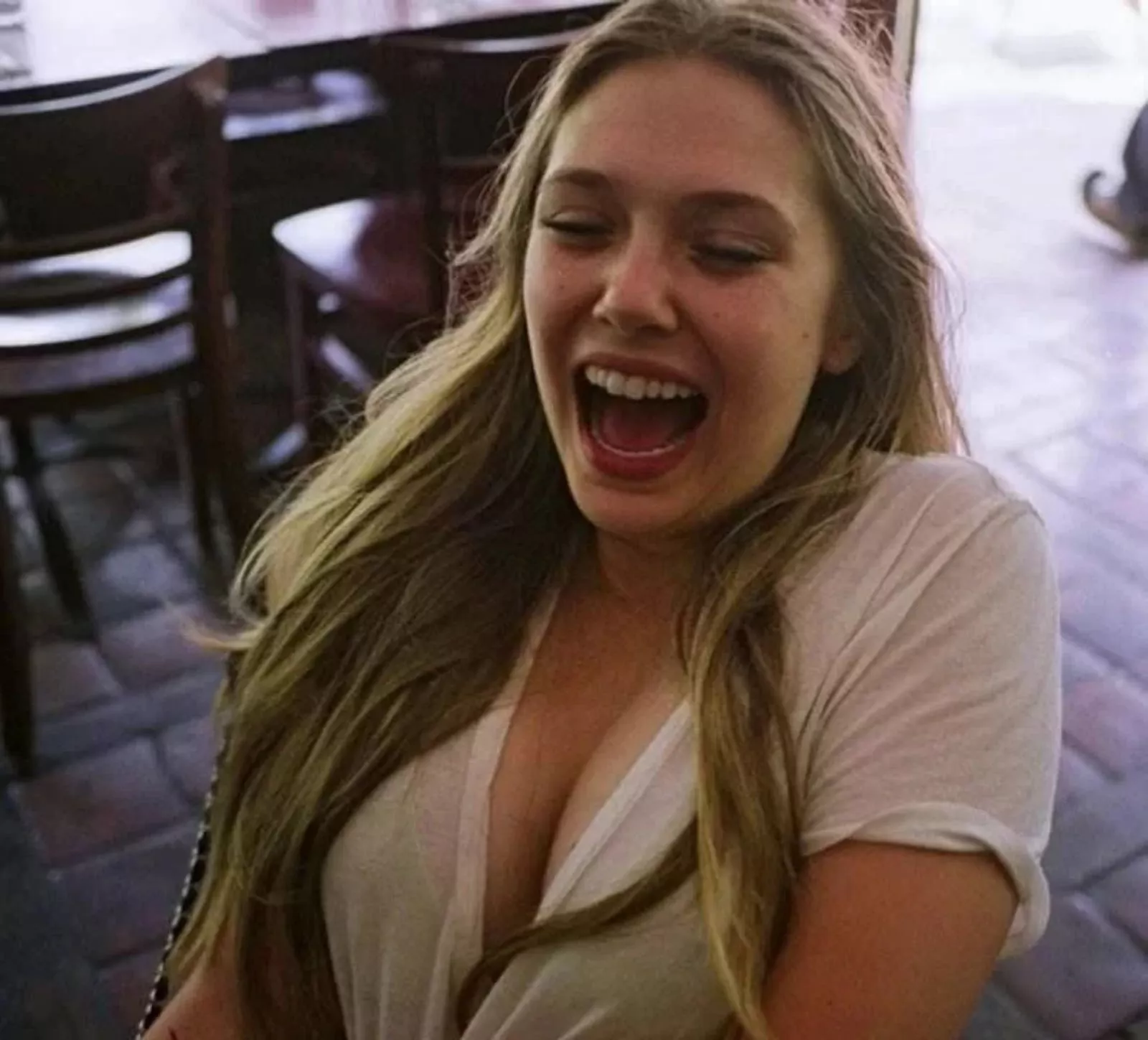 Time to jerk off to Elizabeth Olsen again!