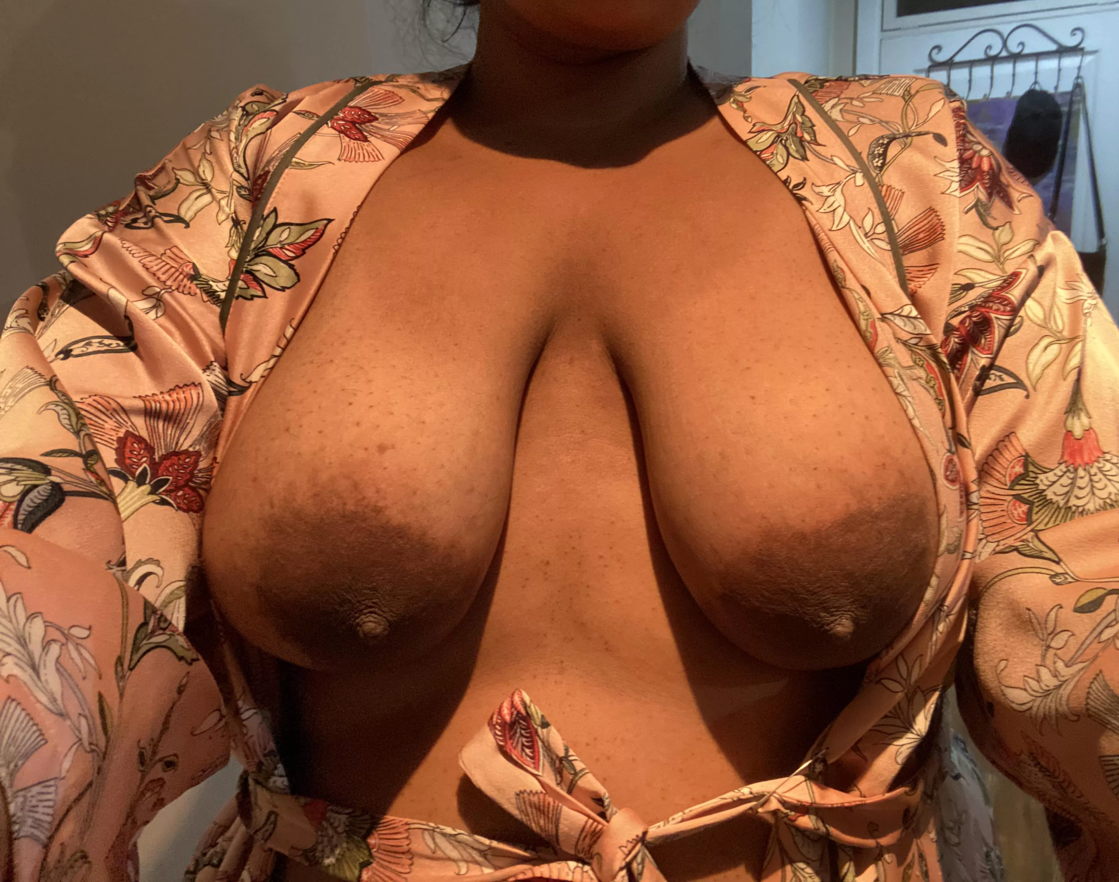 titty tuesday <3