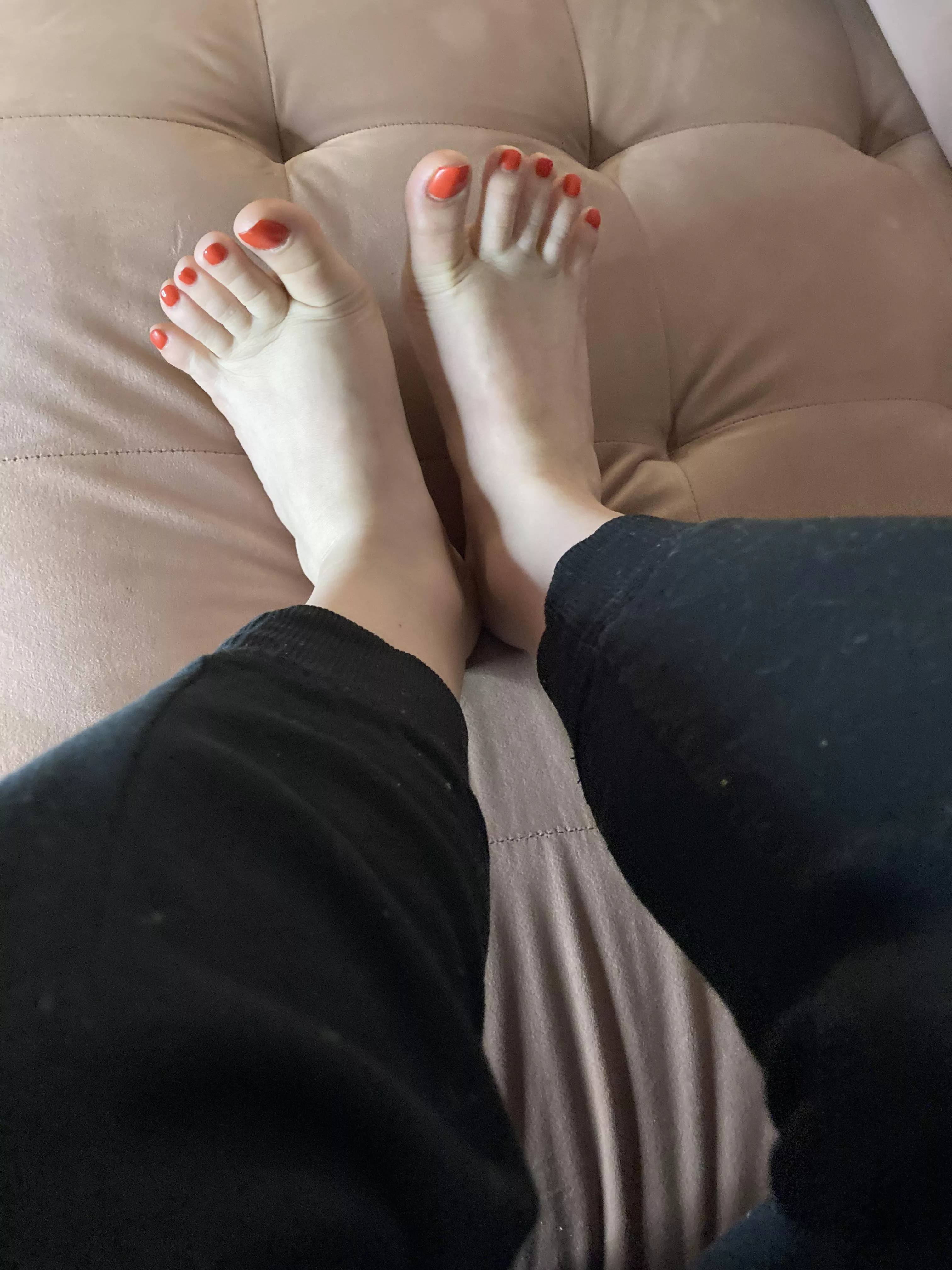 Toe spread