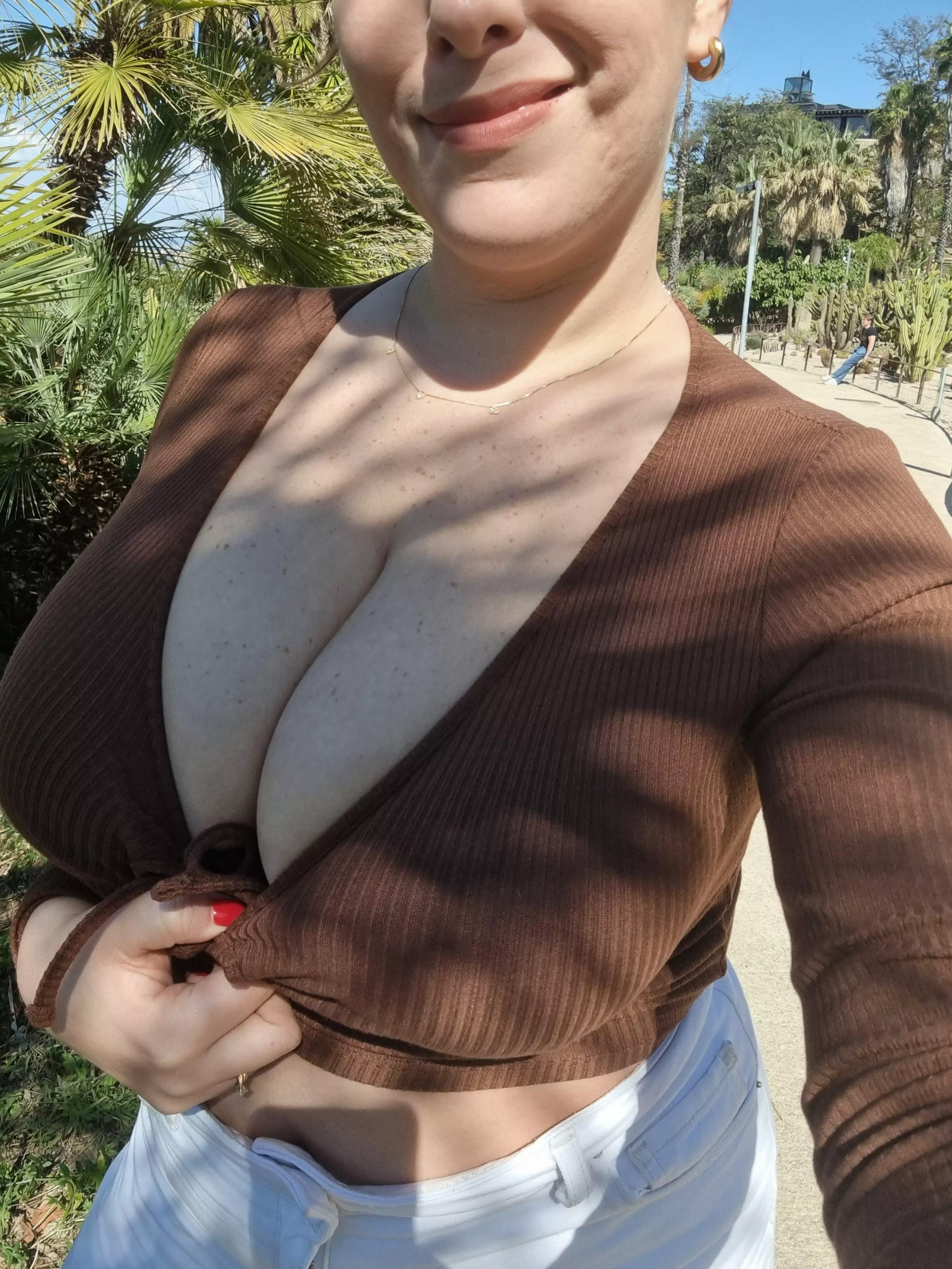 Took my freckled cleavage to a picnic at the park