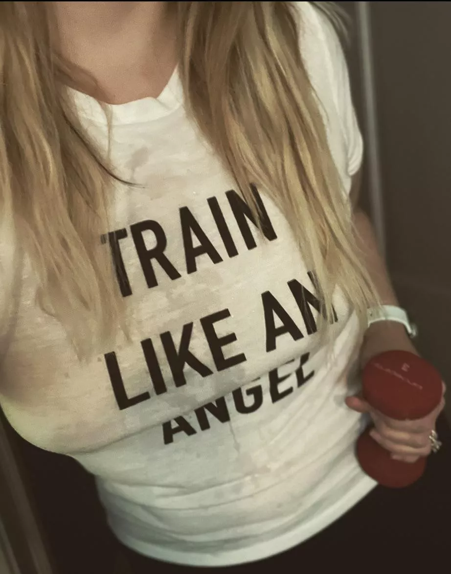 Train like an angel (f) 😇