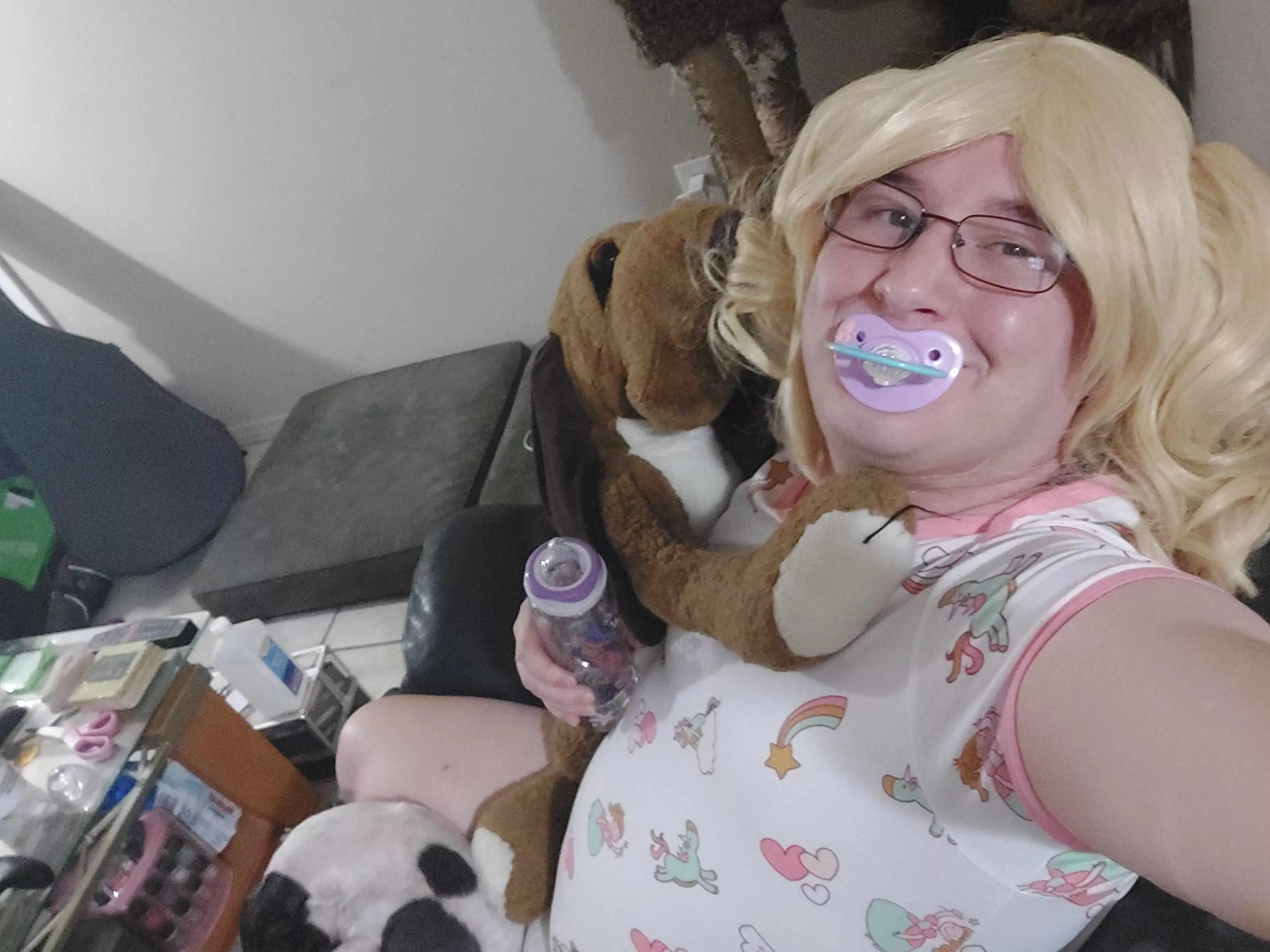 Trans girl's first time abdl, holy heck this was suuuuuper cathartic!!!