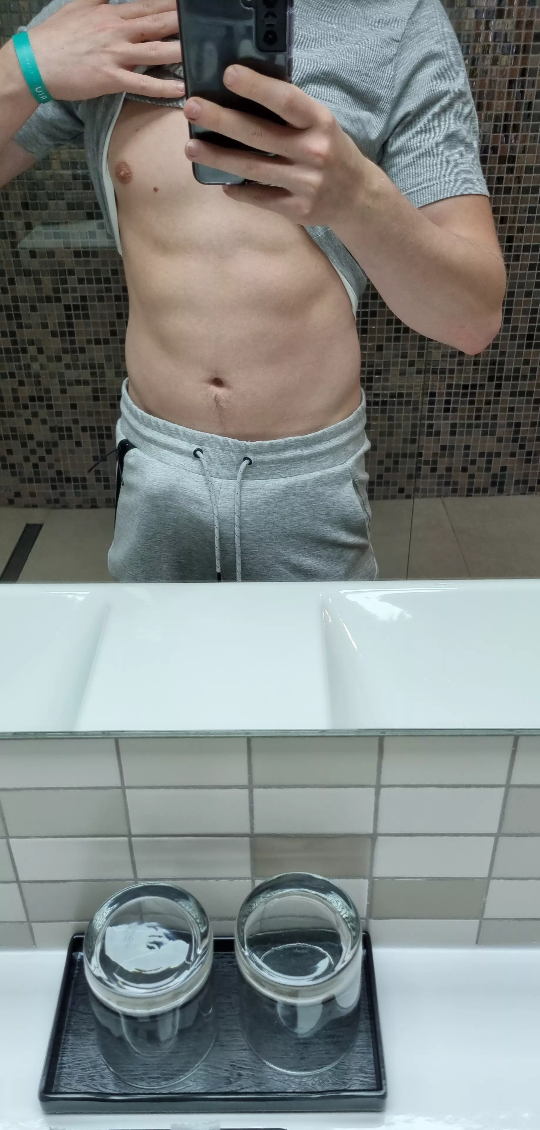 tried to give you a nice bulge in my sweats, how did I do?