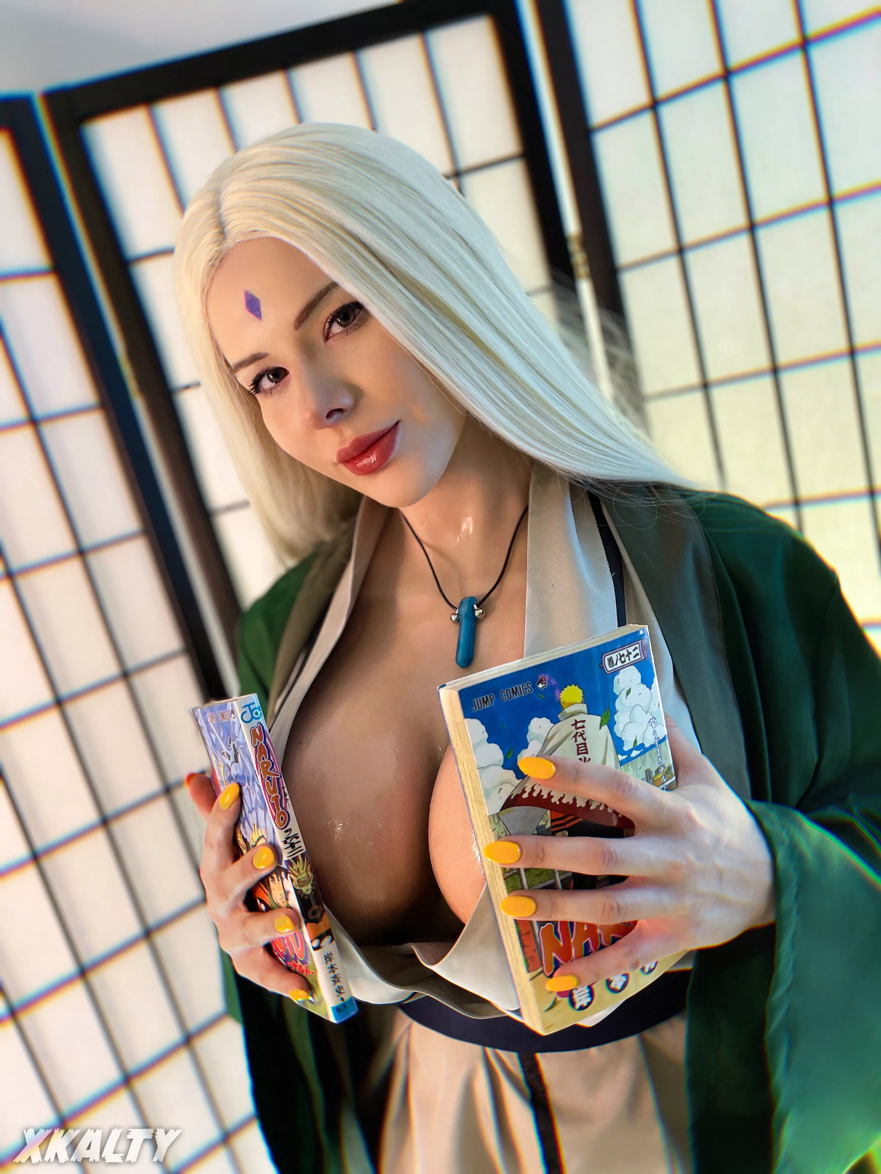 Tsunade by Xkalty from Naruto