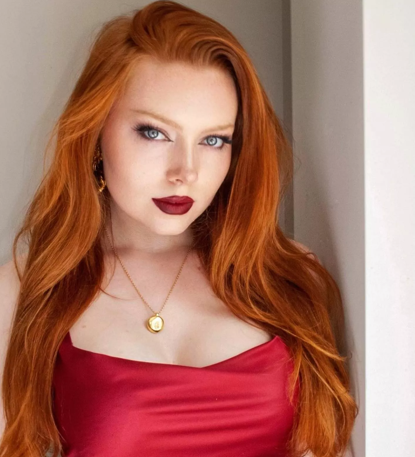 Unknown Redhead Model