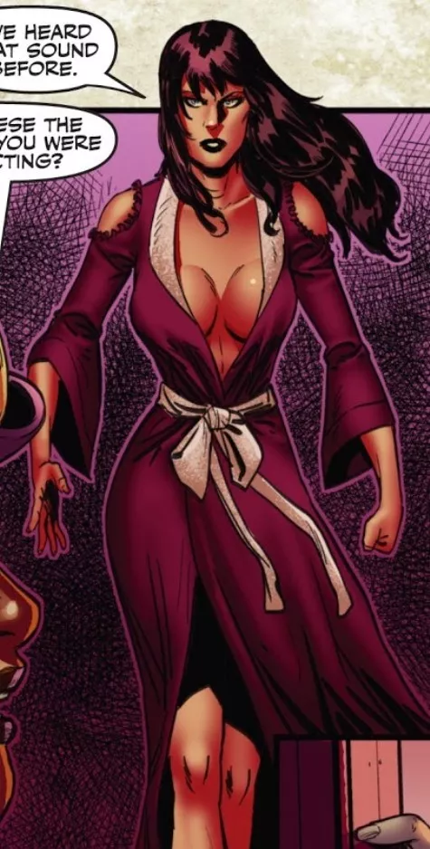 Vampi's Robe [Legenderry: Vampirella #3]