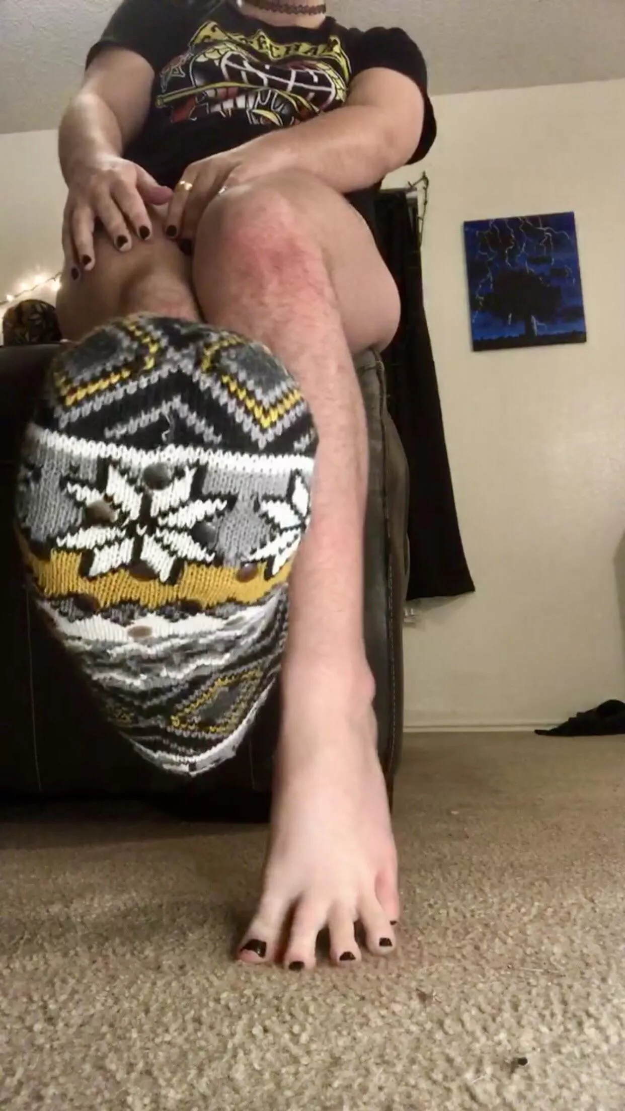 ‼️VERIFED‼️ These fleece lined slippers are gonna smell so good for one of you lucky fucks 😂 Socks | Foot Pics | Video Sessions [Selling]