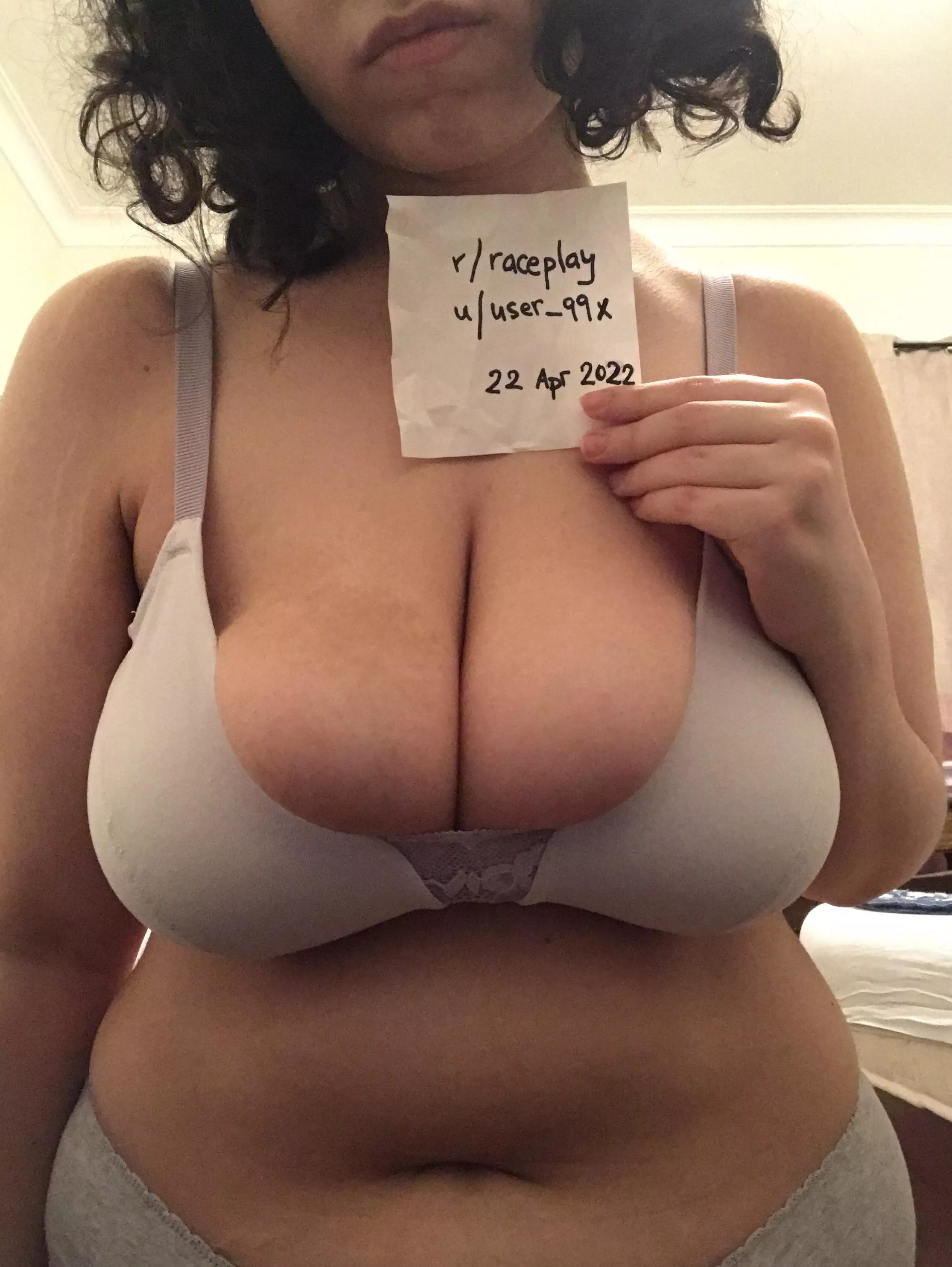 verification post : ) 23F middle eastern/arab