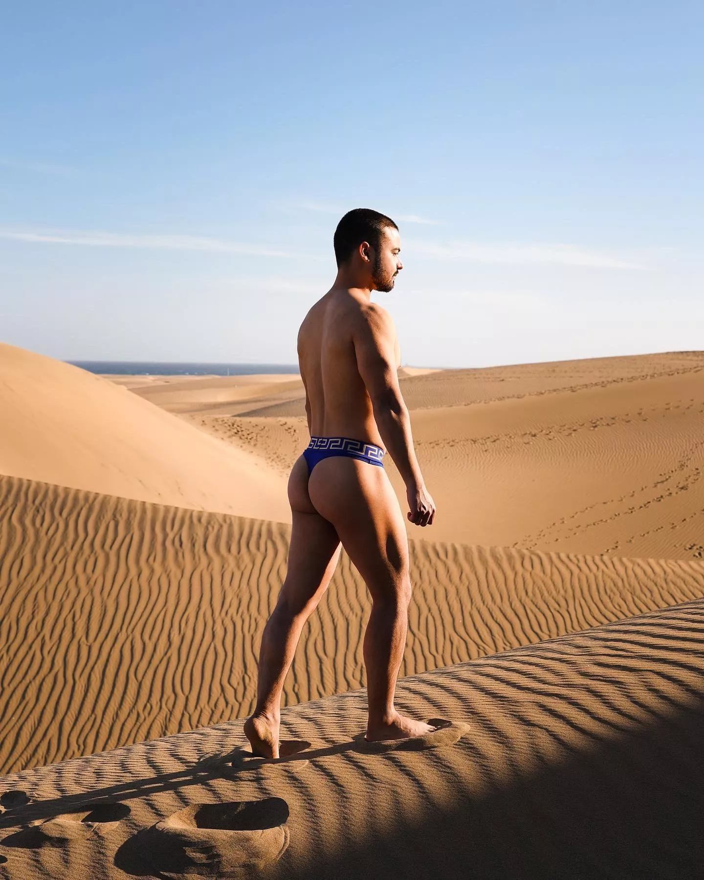 Walking the dunes in Gran Canaria