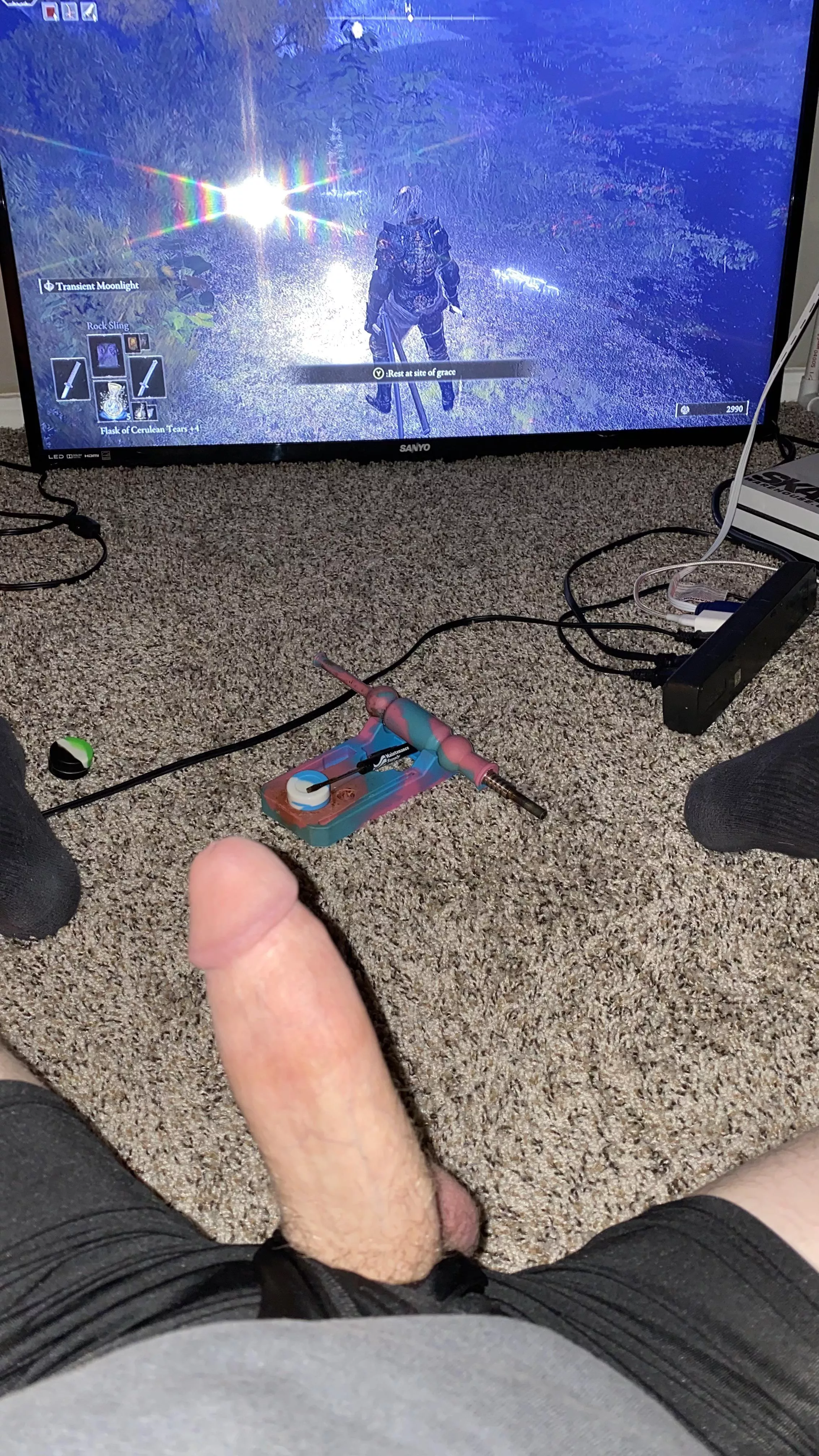 wanna take turns with each others joysticks?🤭