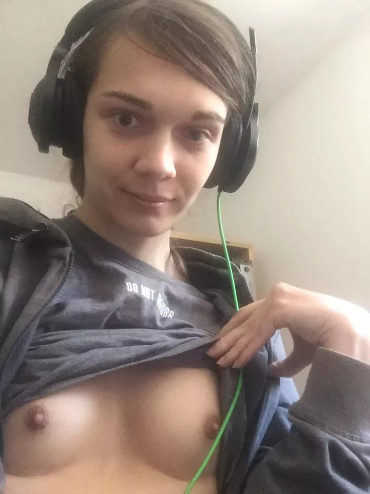 Wanna touch my femboy tits?