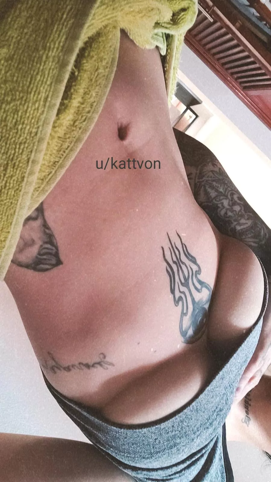 Want a skinny girlto start your week horny boy? / I'm giving discounts in GFE, Joi and Cock rates [Selling] PIC VID SEXTING / kik: Kattvon