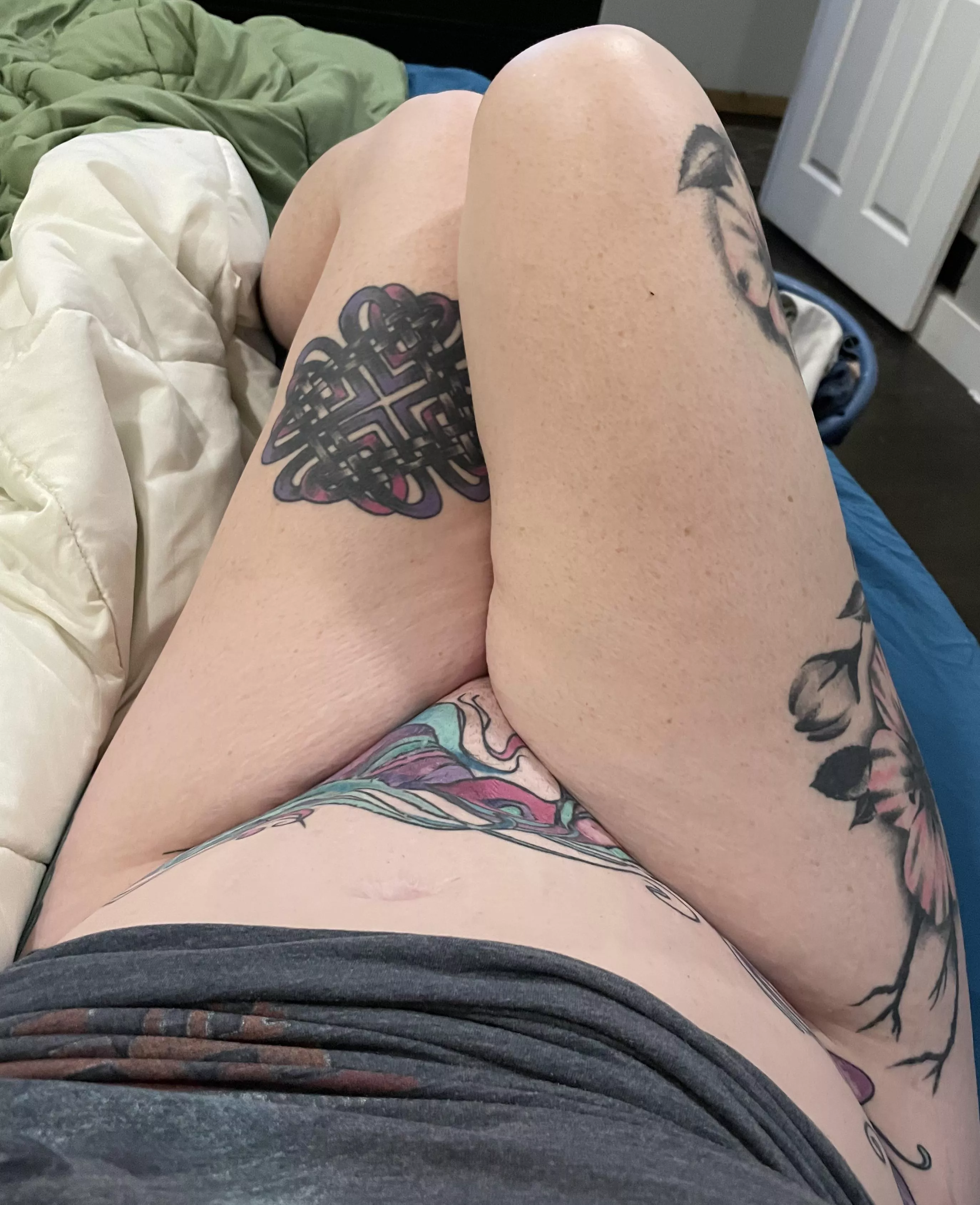 Want to open my legs and make me cum?