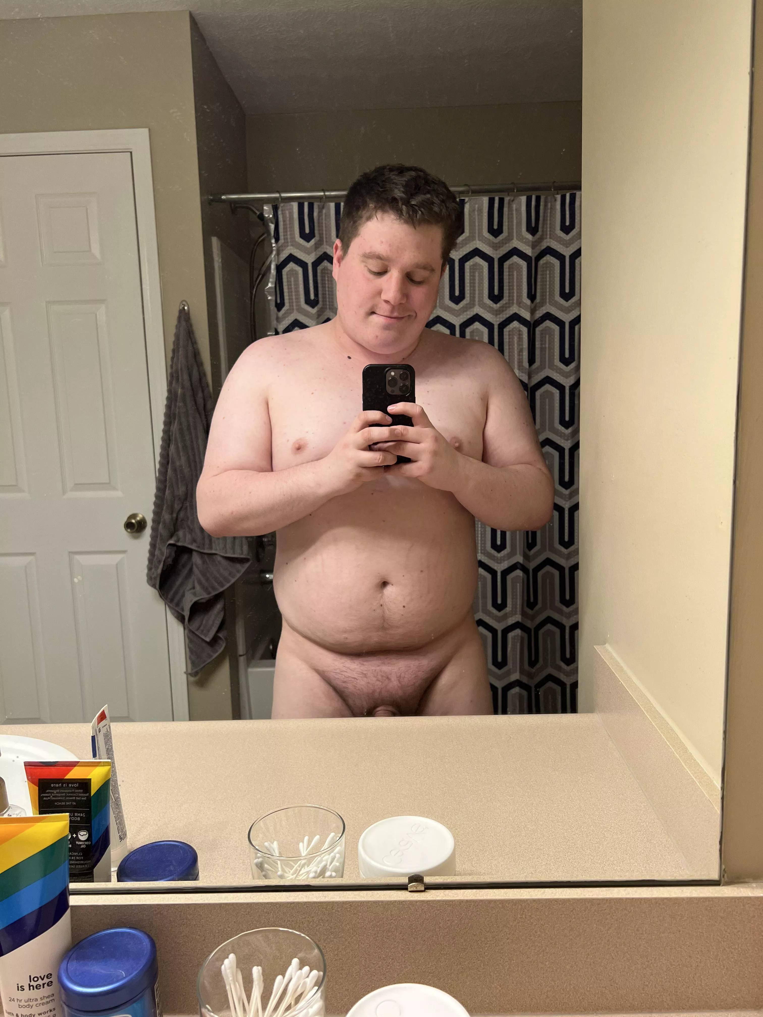 Was told I should â€œlose a few poundsâ€. I think I look good. What do you think?