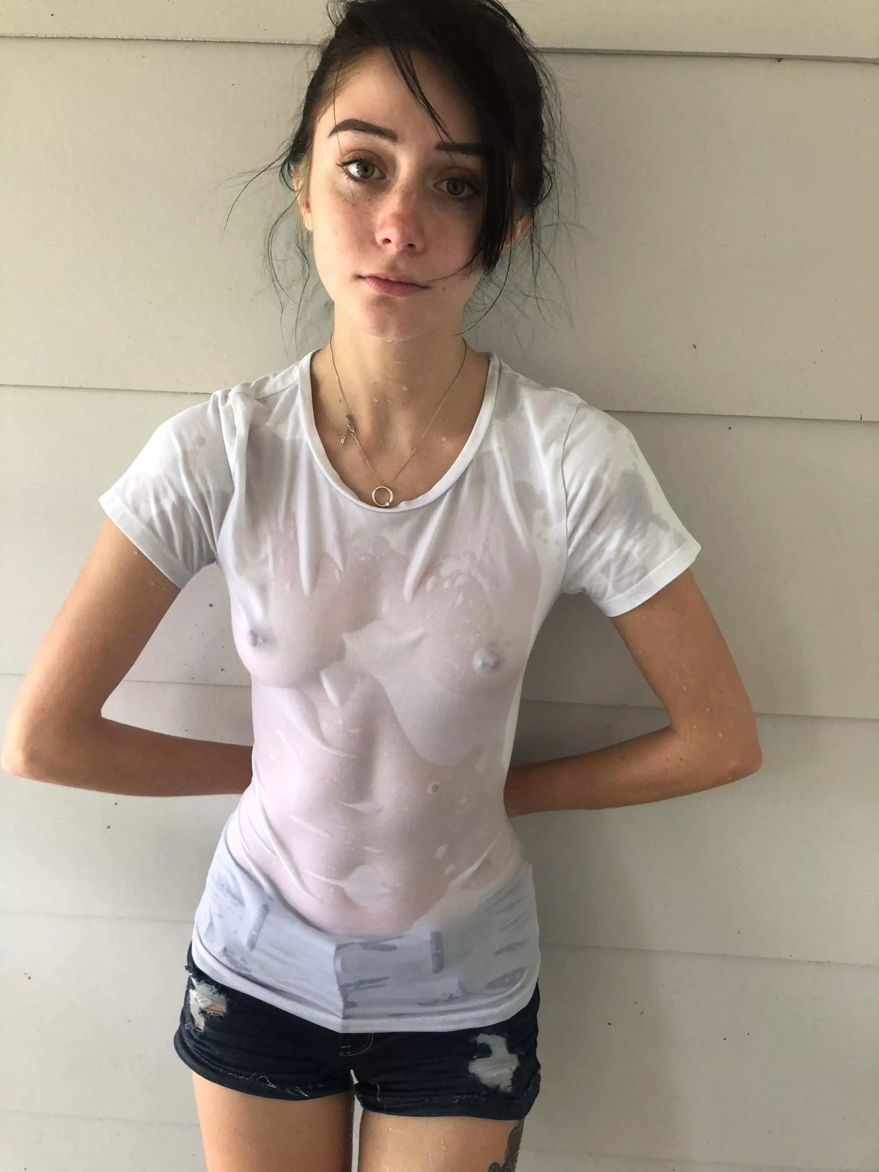 Wet T-shirt