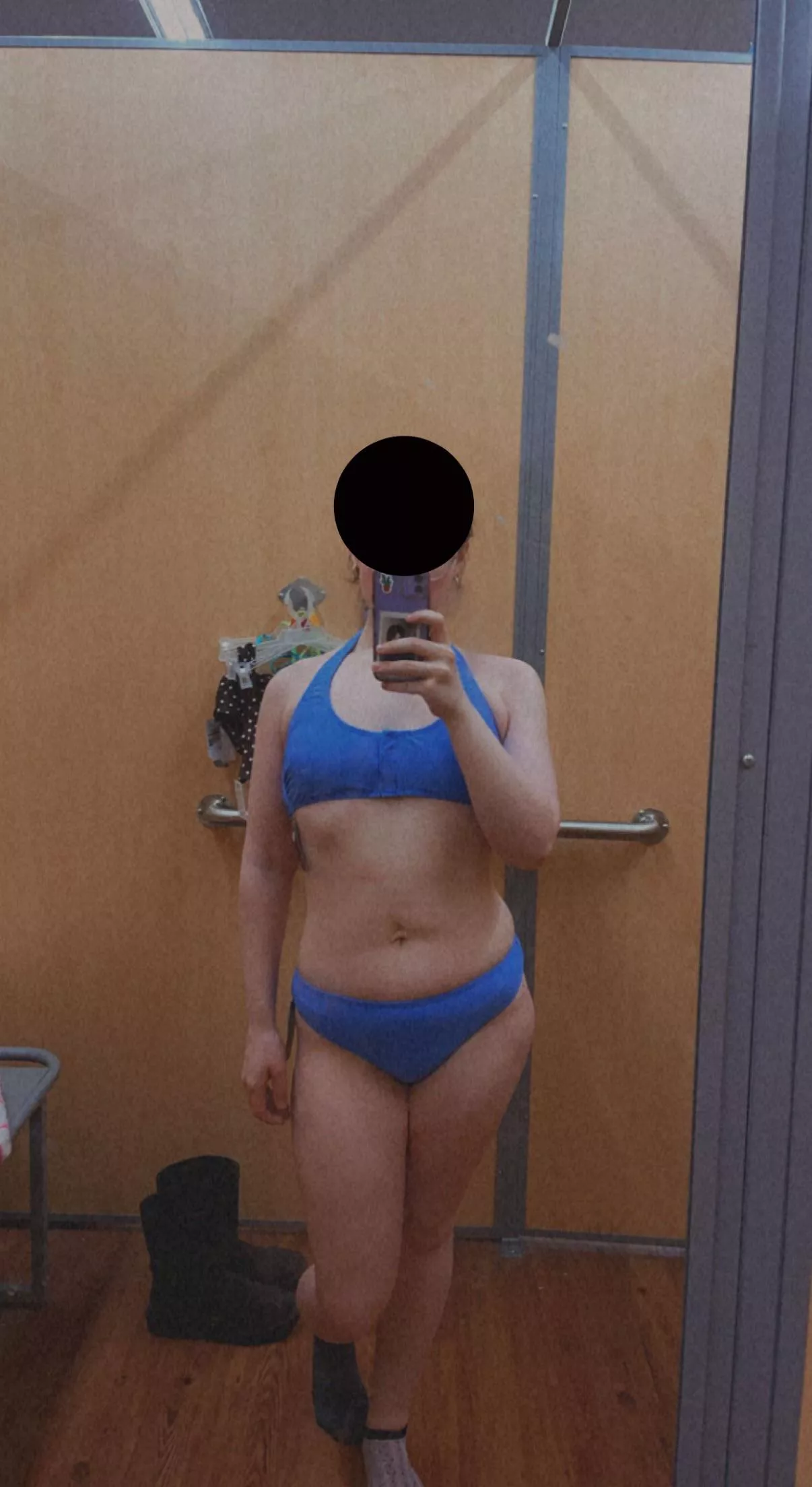 What do people actually think about this? I get self conscious when trying on things like this because I have a little bit of fat. Iâ€™ve heard some people say that they like that, but is that true? Do any of you feel that way?