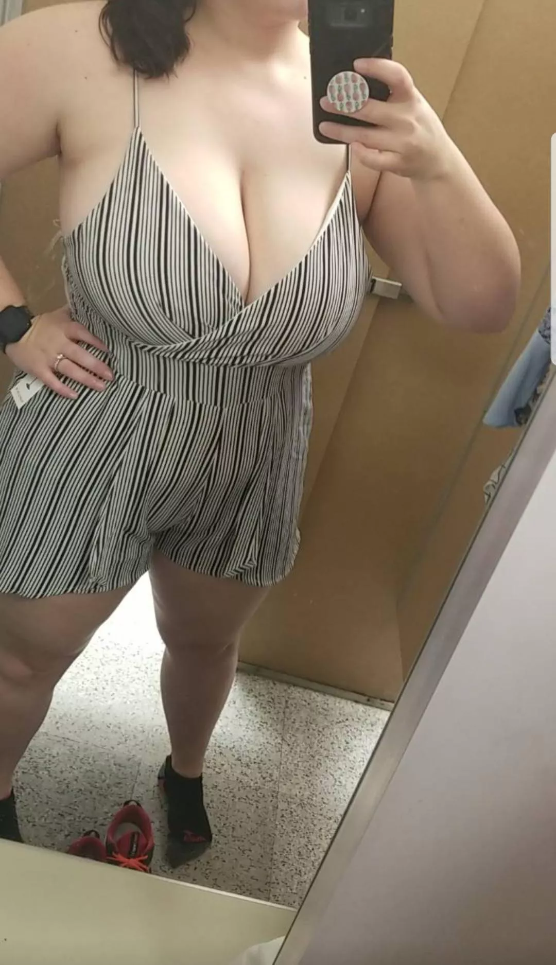 what do we think of this outfit?