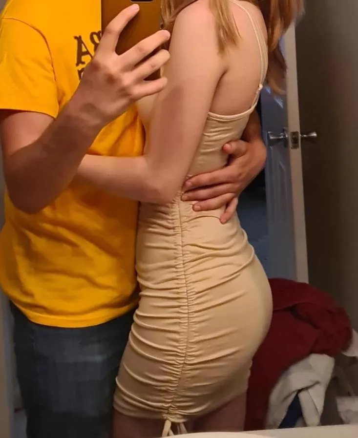 what do you guys think of my tight dress? 😉