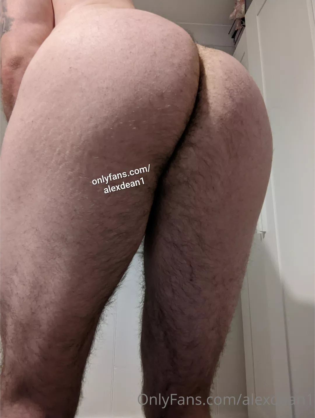 What do you think of my cute bubble butt? 🍑🔥