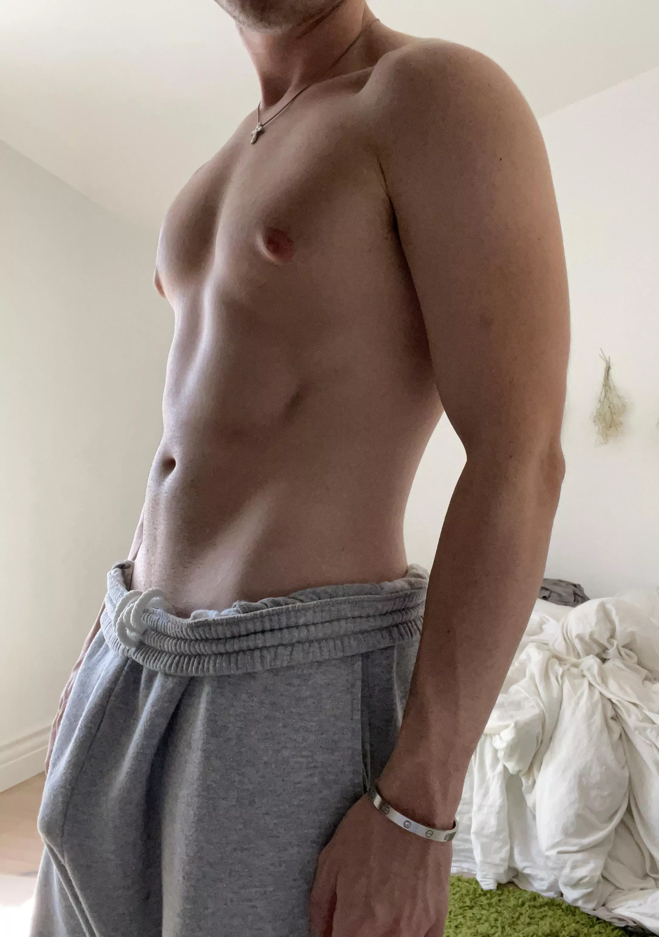 what they say about grey sweatpants is true lol