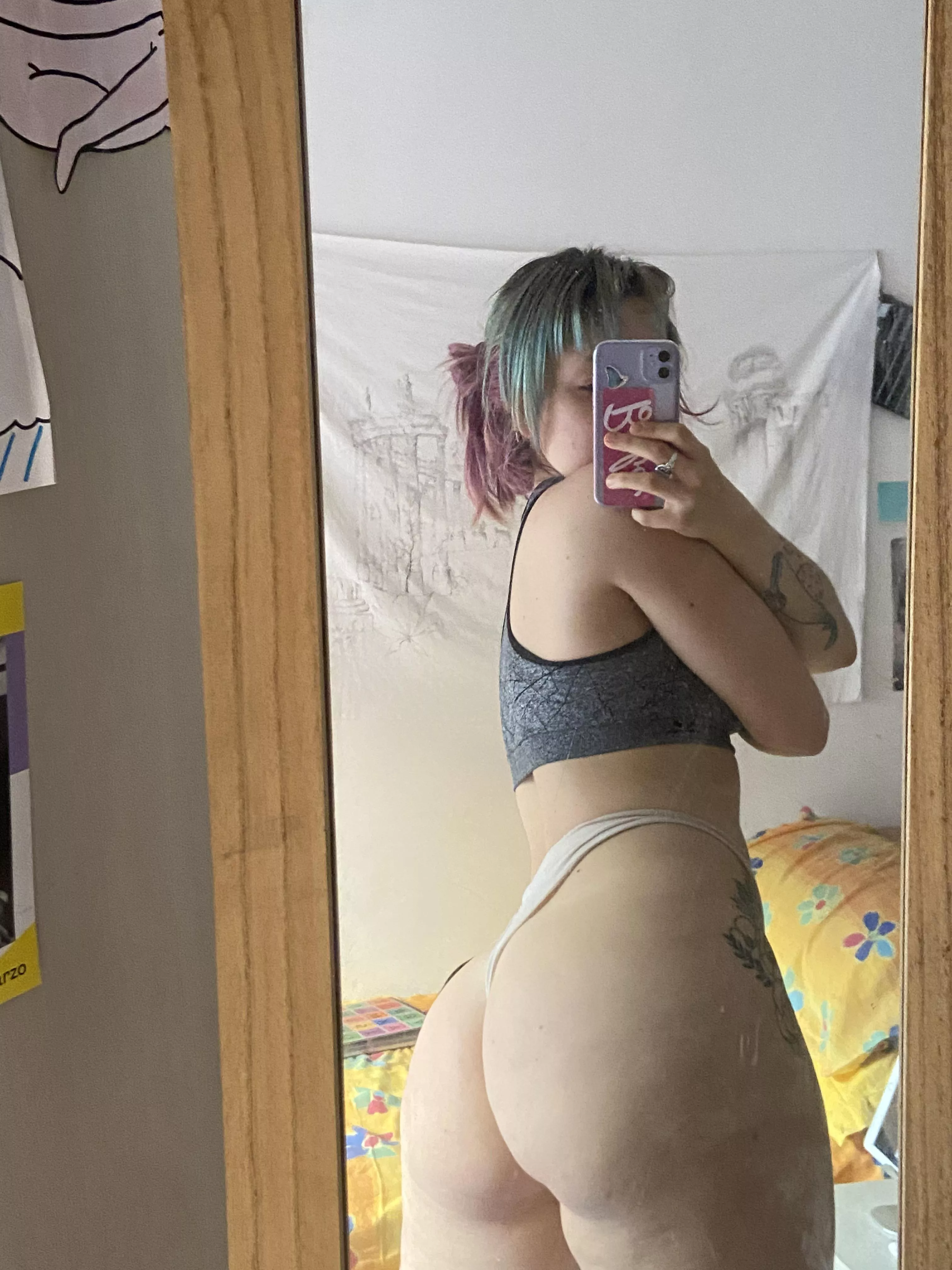 What would you do to this bubble butt?