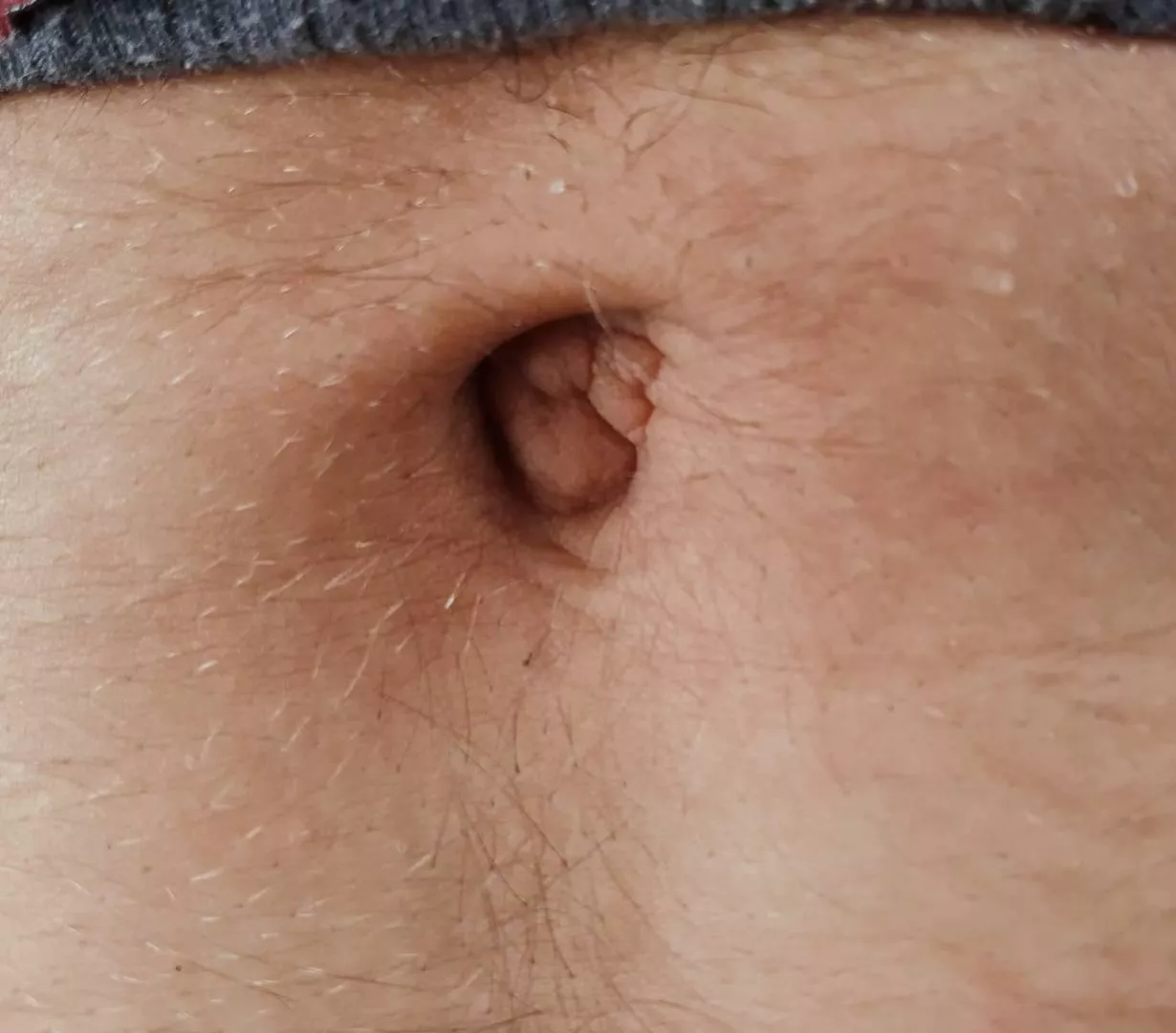 What you do with my Bellybutton....🤭?pm