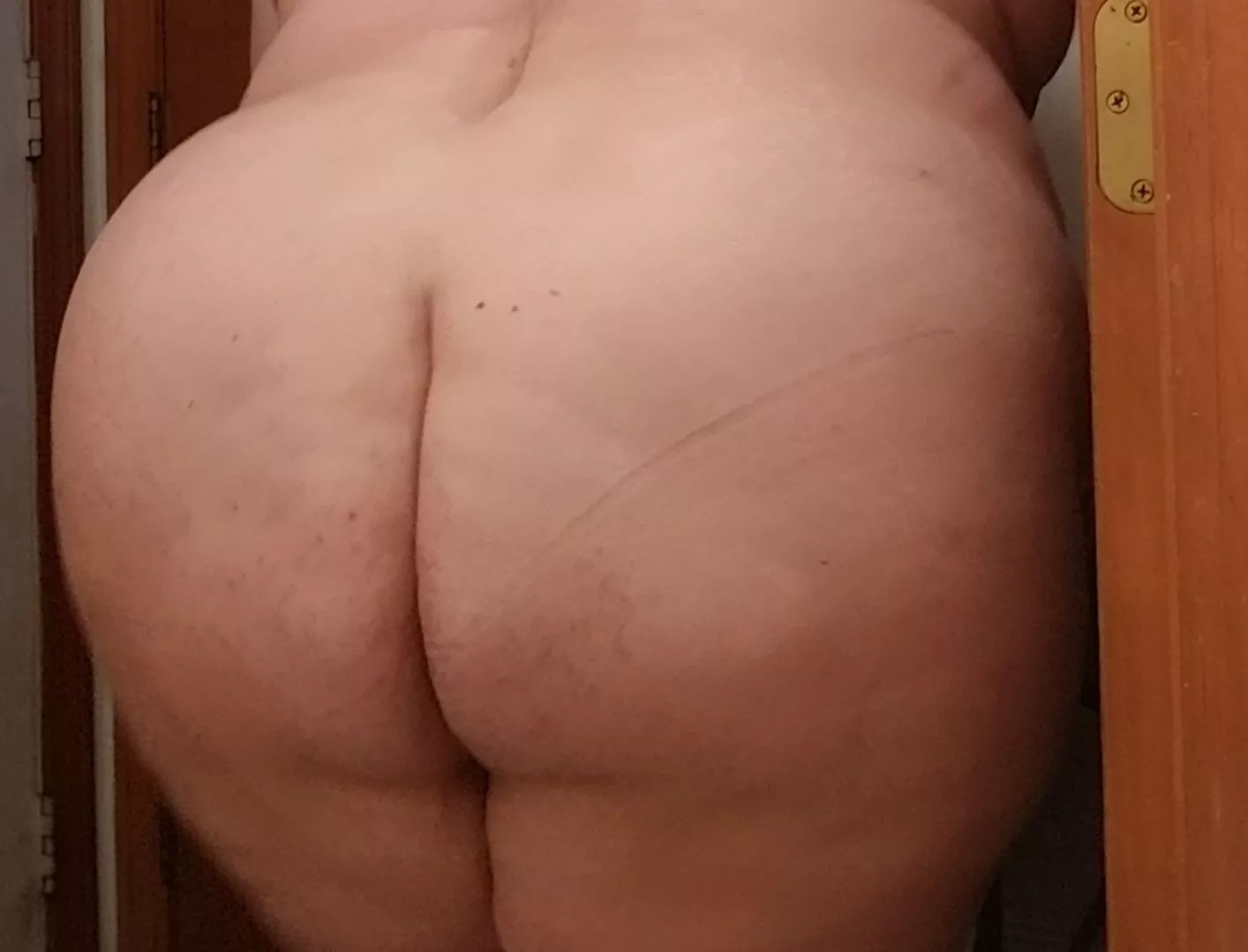 What you think about my huge fat ass🍑 ?