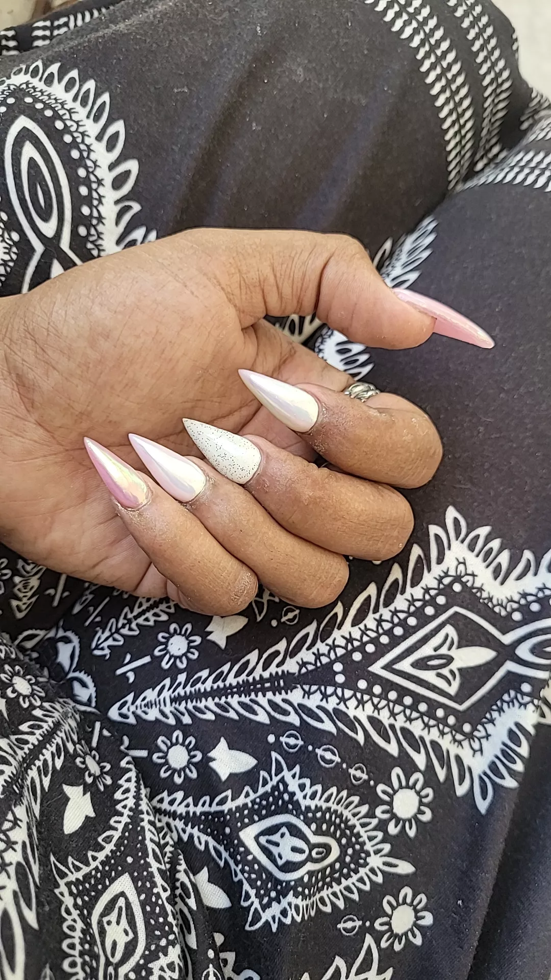 what's your favorite style of nails to get a hj with?