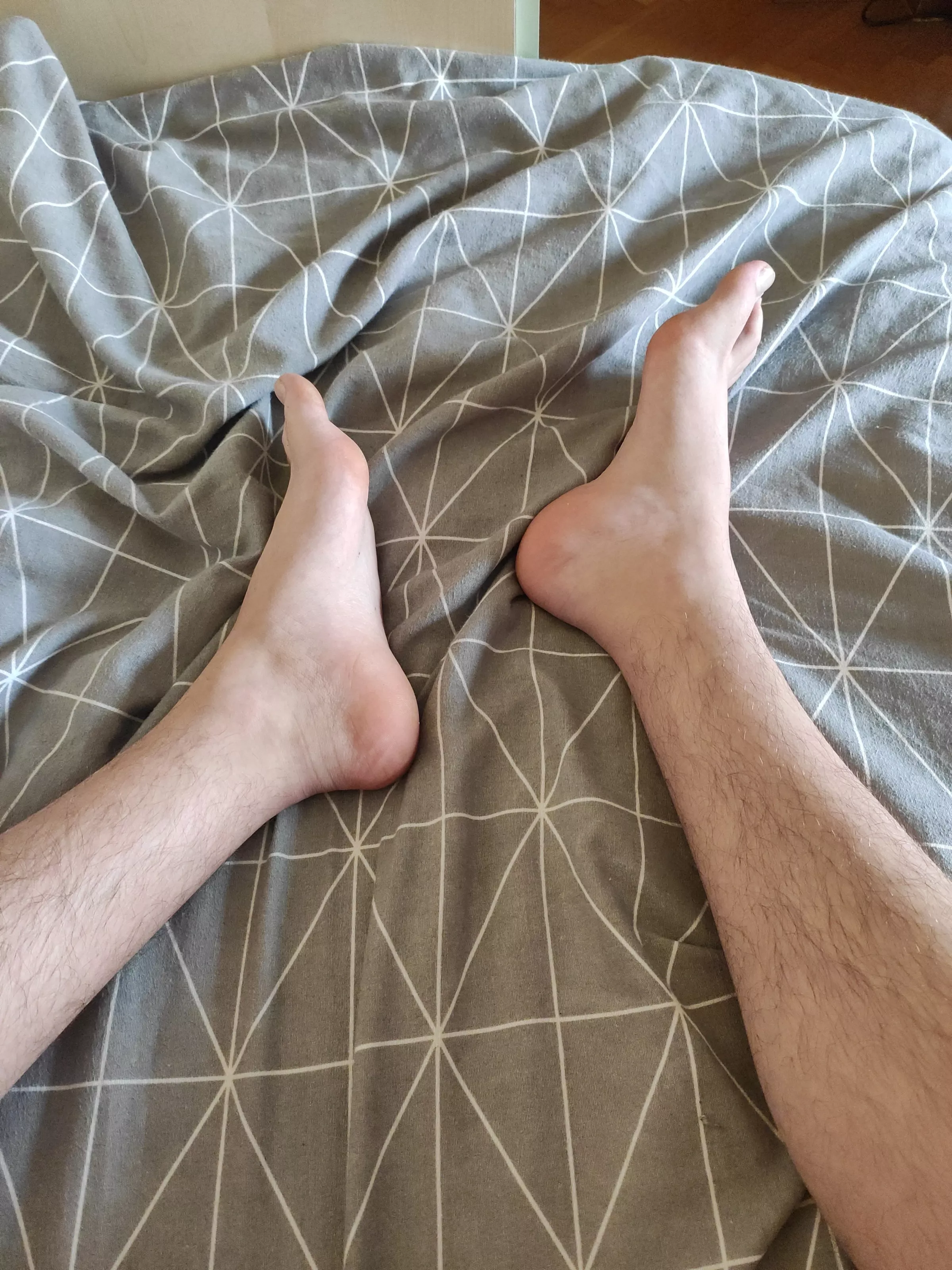 which foot do you lick first?