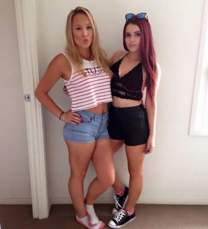 Which one of these Australian girls would you pick? Let me know what you would do to her if you want to.