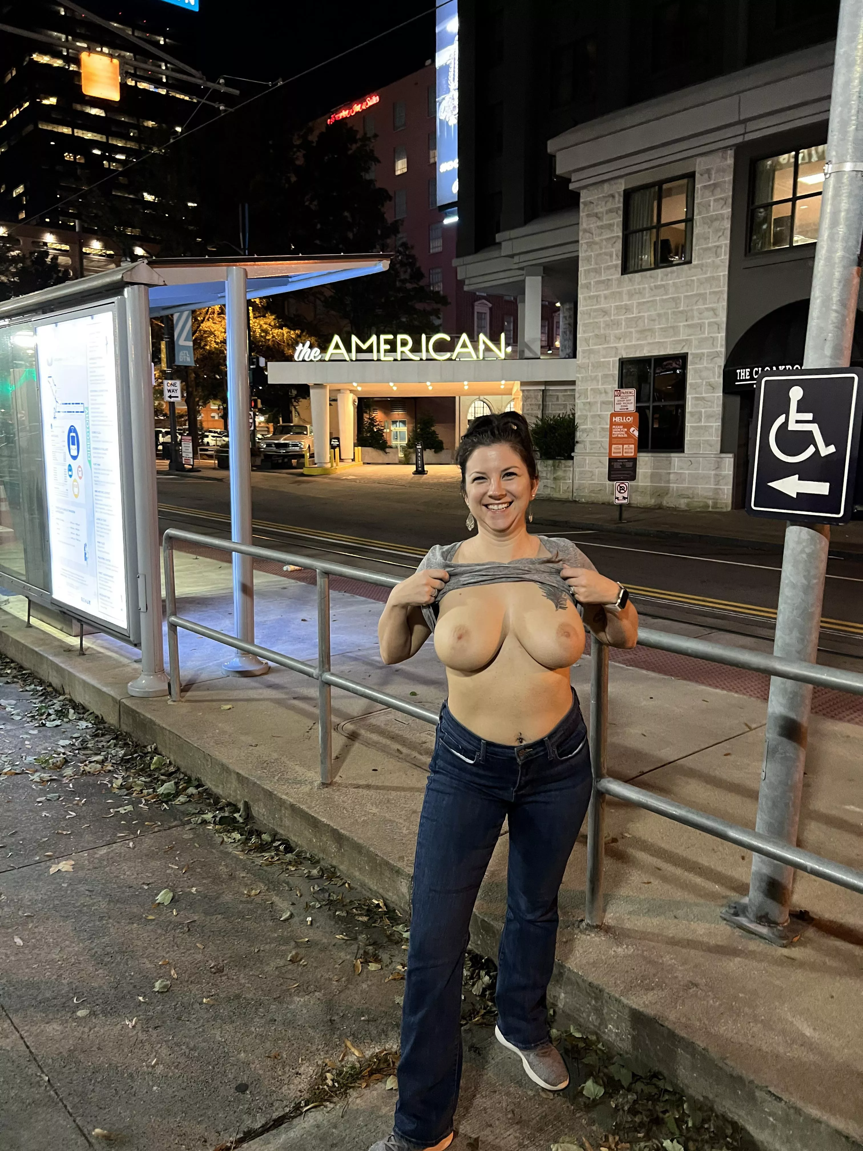 Who doesnâ€™t love a public flashing?